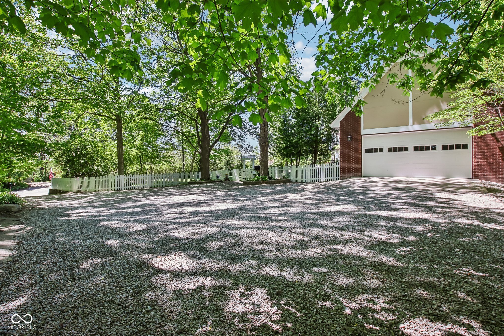 8744 W 86th Street