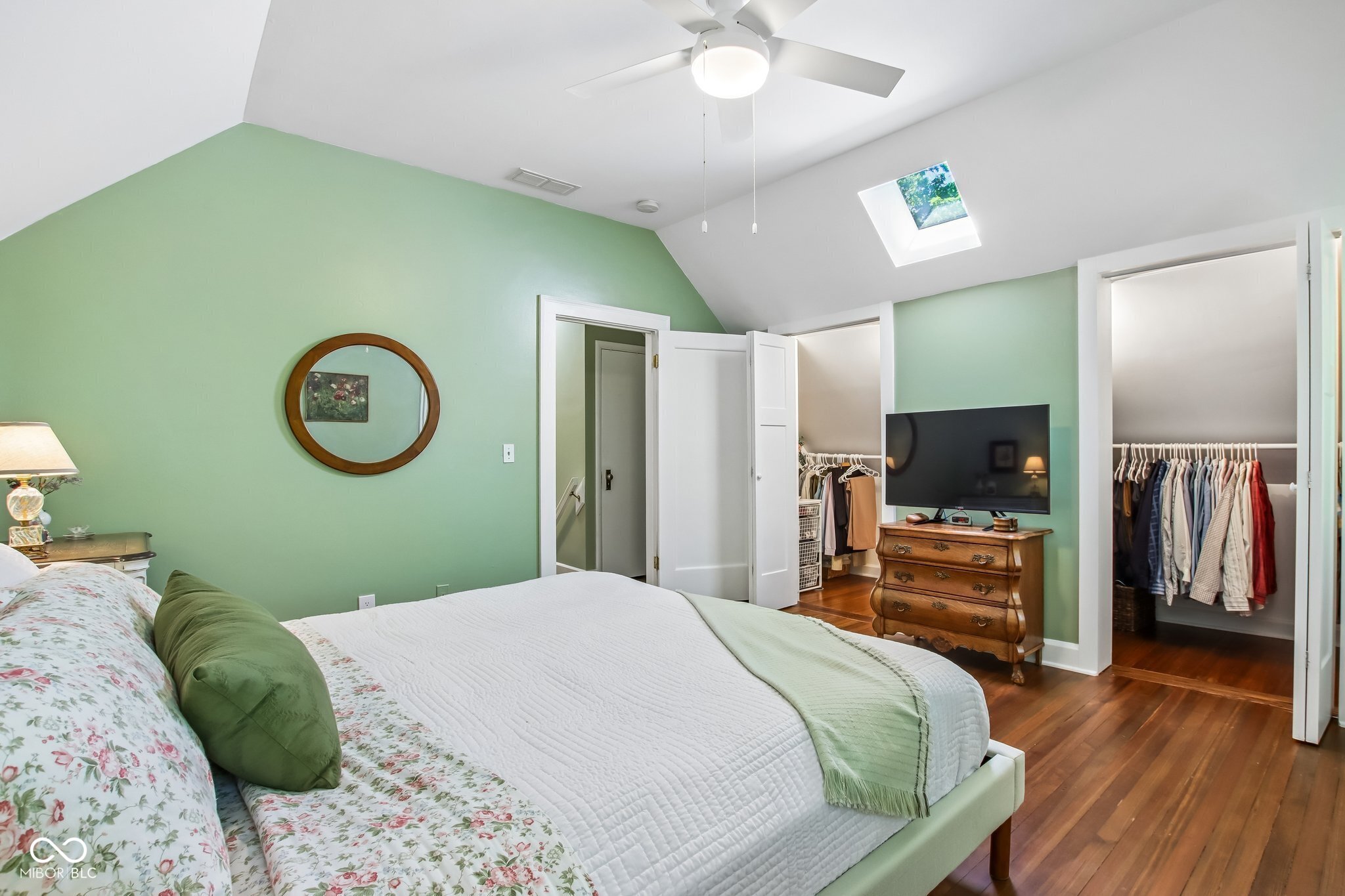 8744 W 86th Street