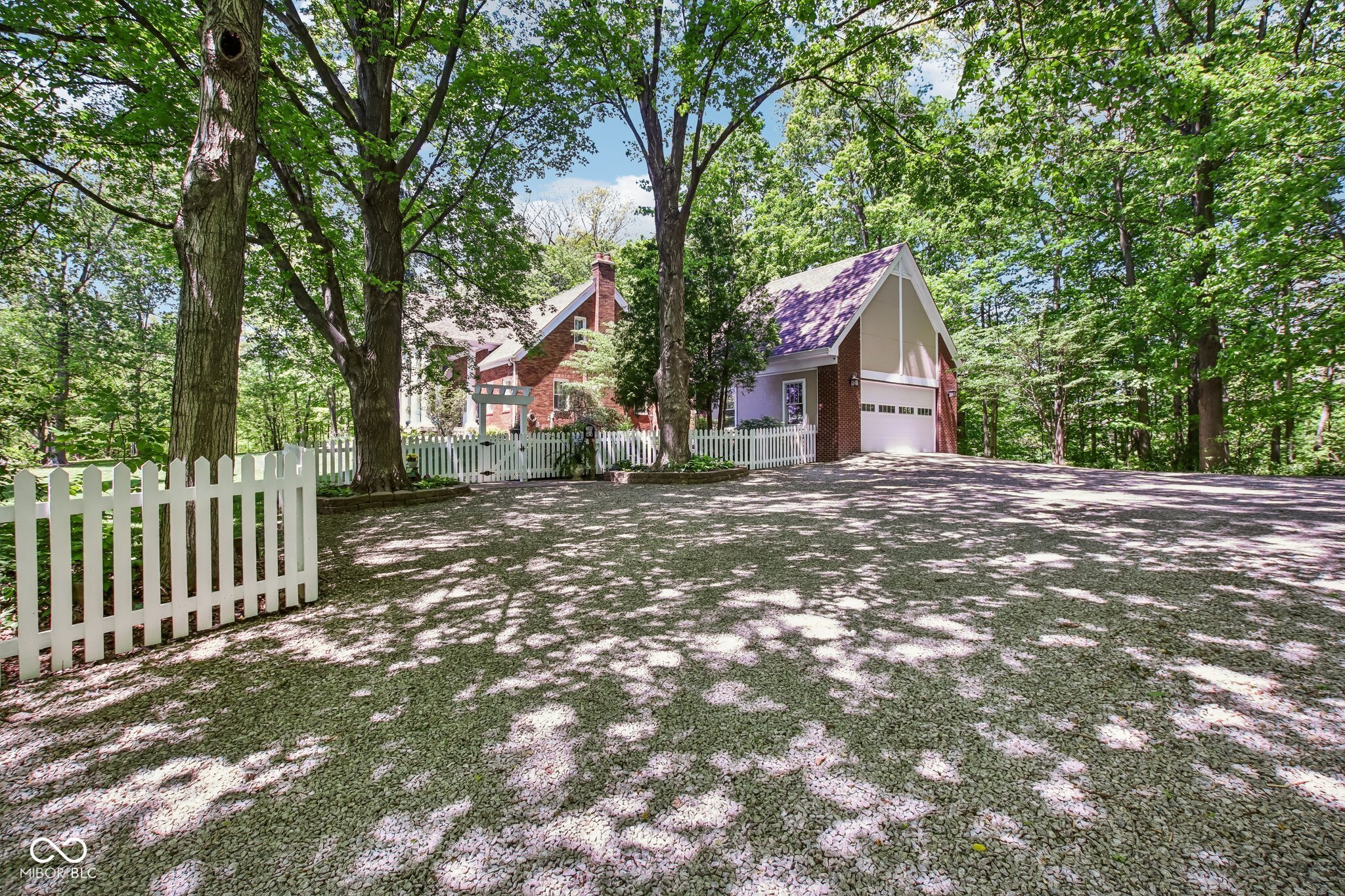 8744 W 86th Street