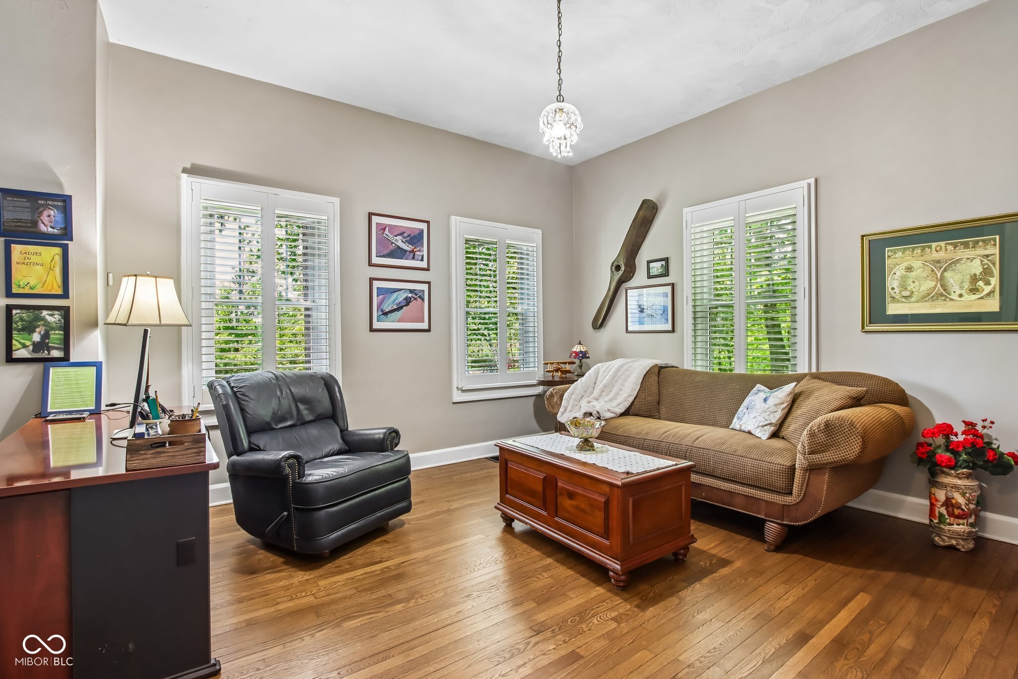 8744 W 86th Street