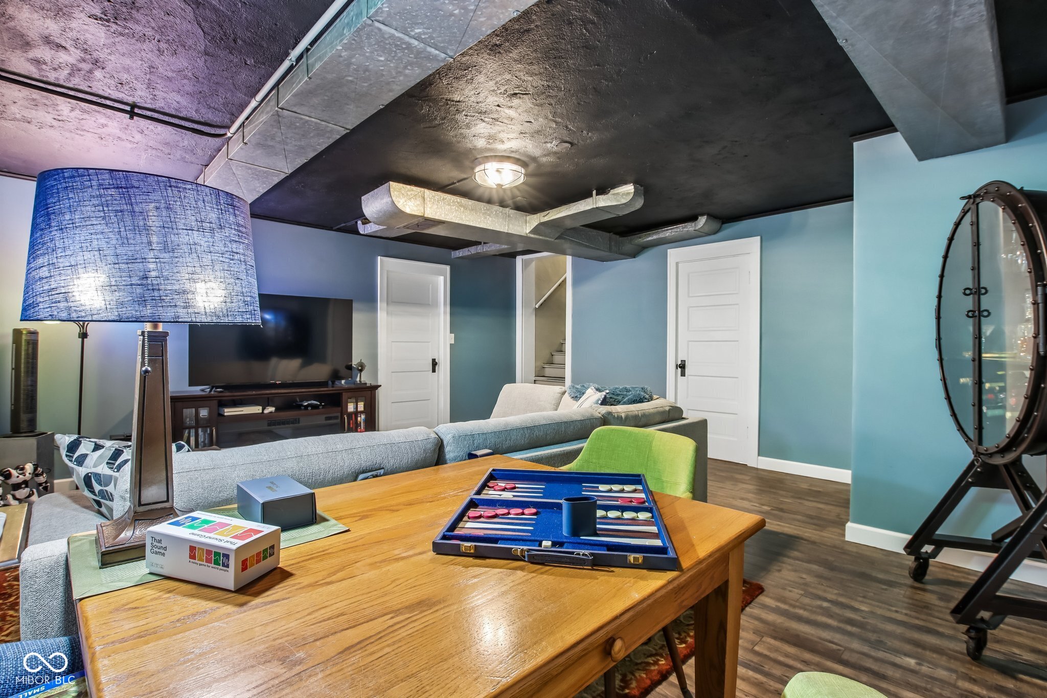 8744 W 86th Street