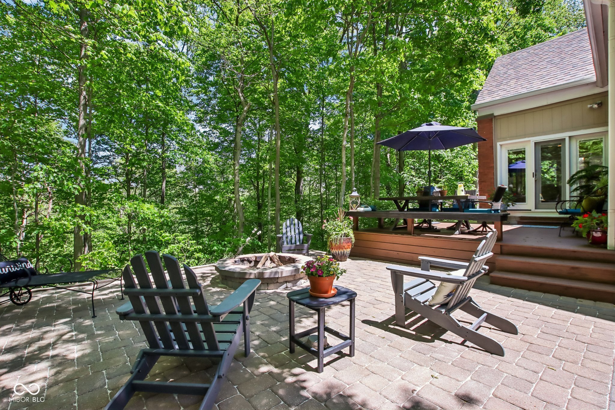 8744 W 86th Street