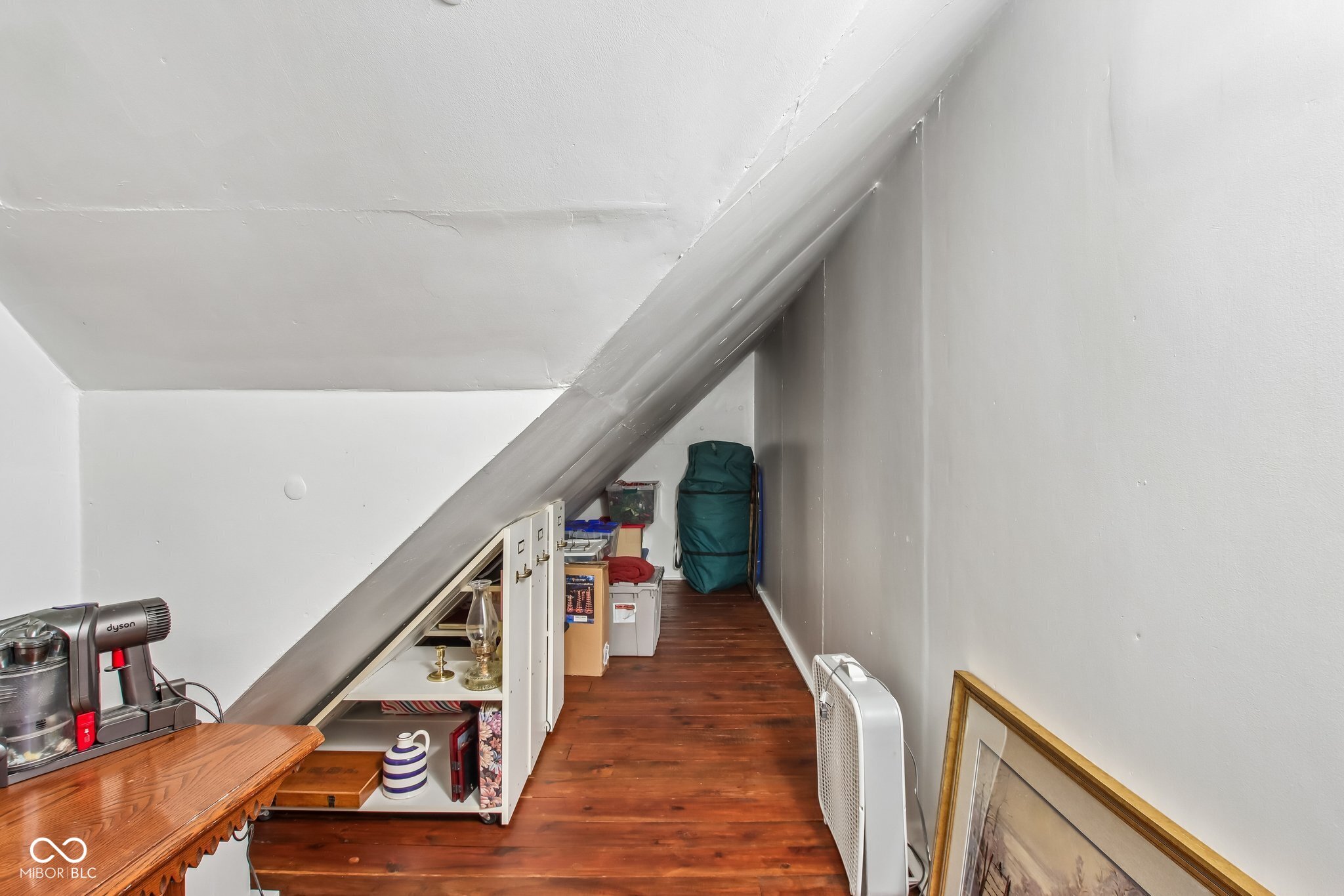 8744 W 86th Street
