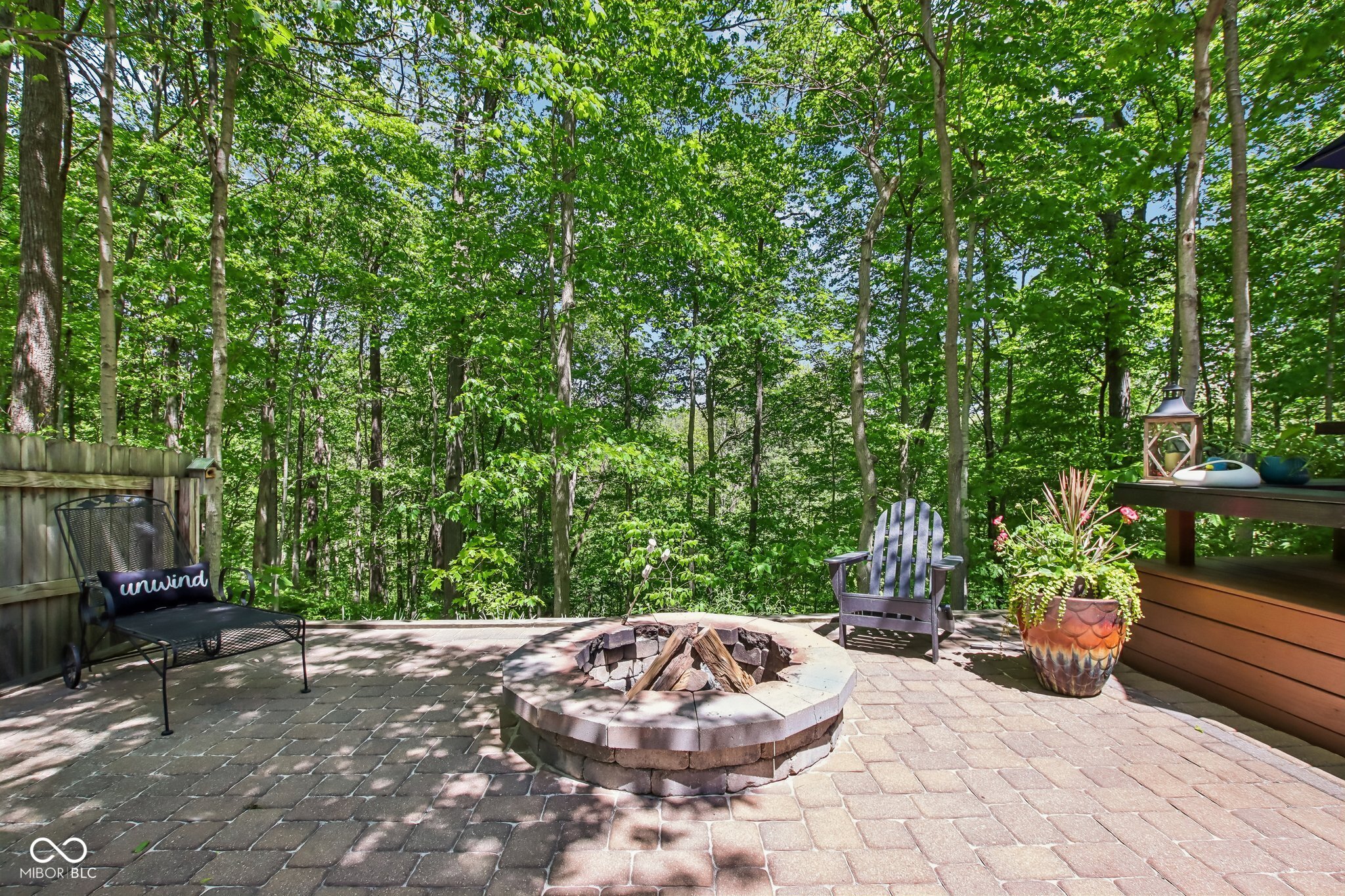 8744 W 86th Street