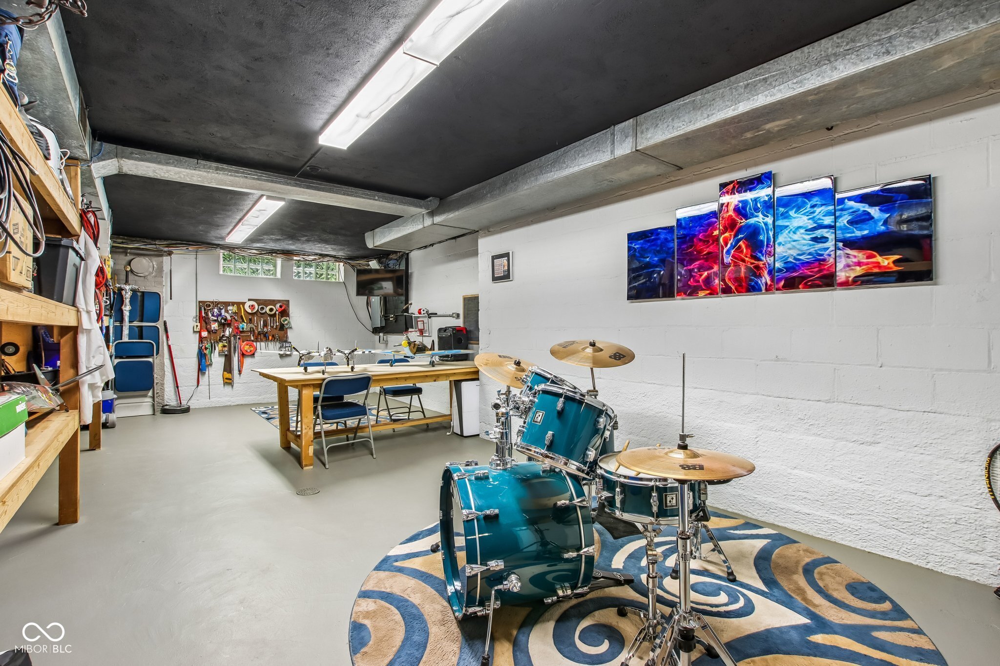 8744 W 86th Street