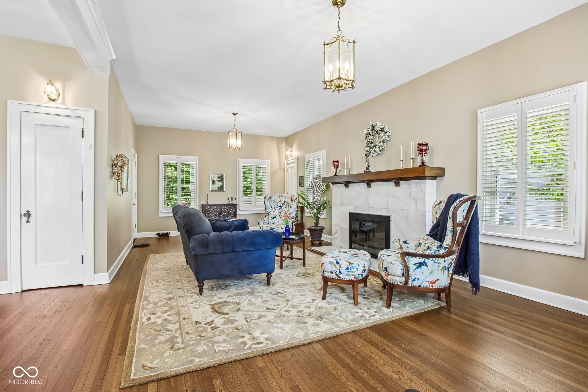 8744 W 86th Street