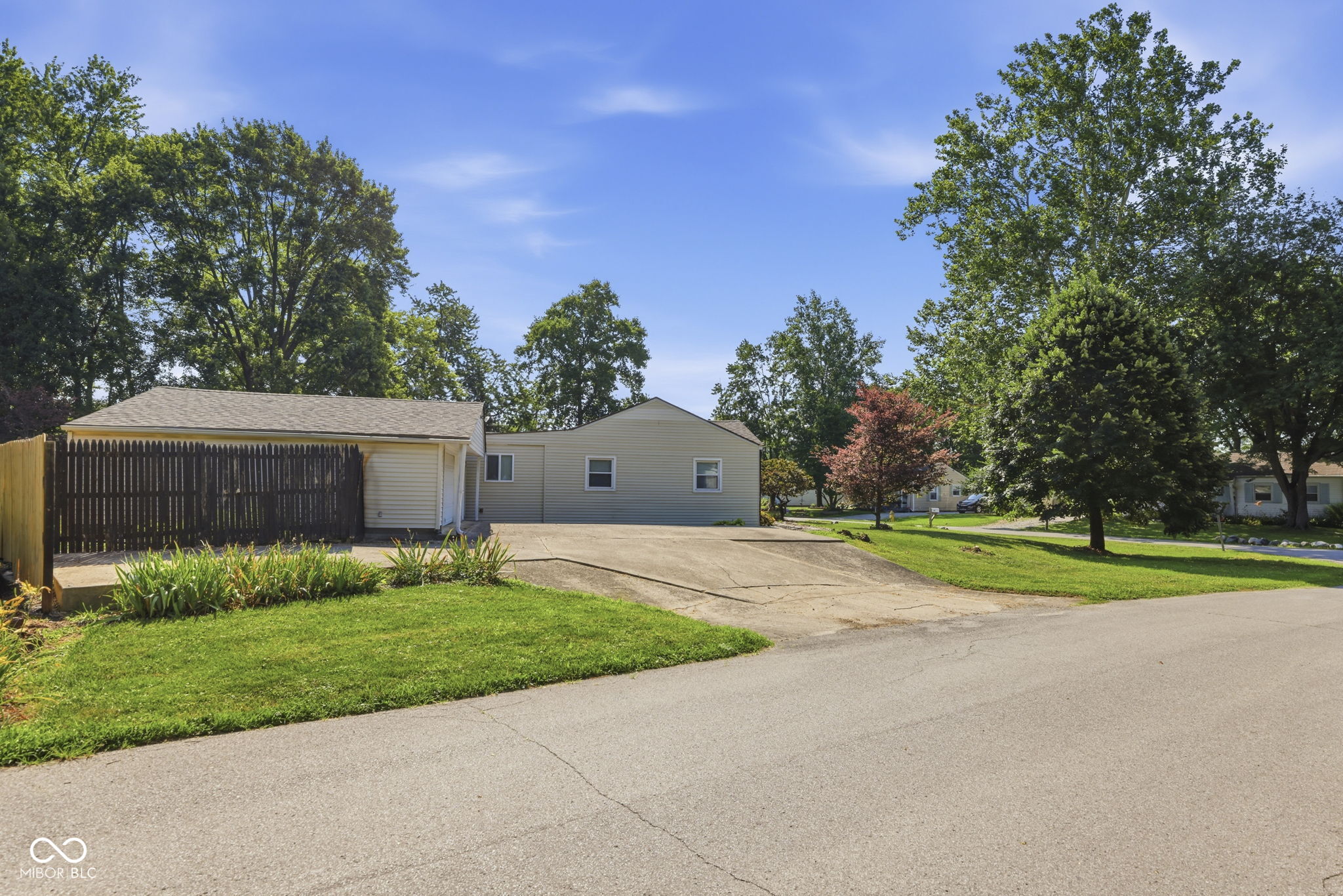 650 Arthur Drive