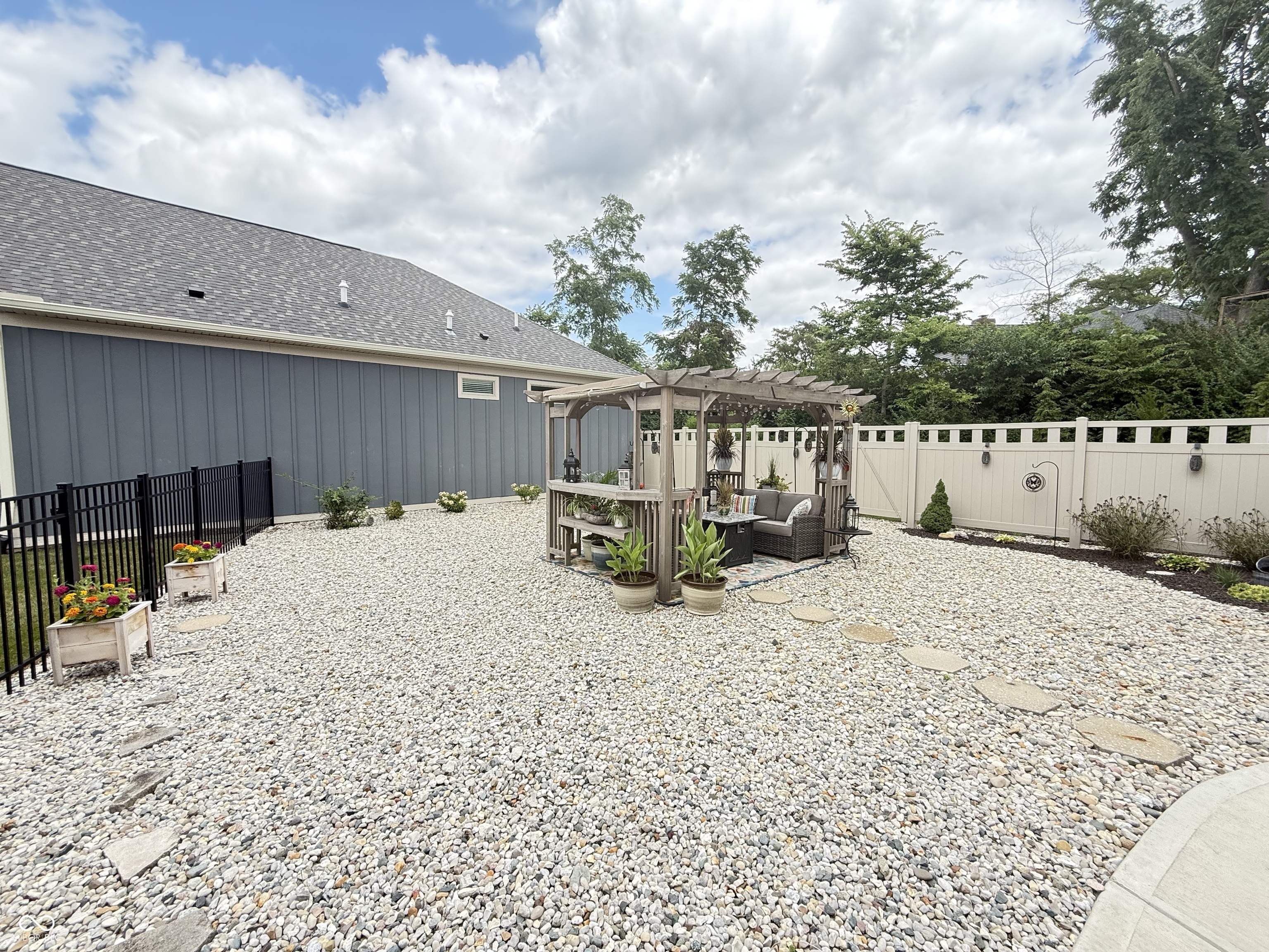 13991 Rowling Place