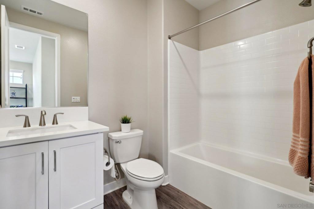 6786 Encelia Pl
