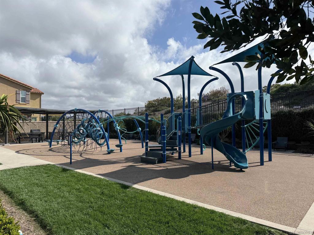 6786 Encelia Pl