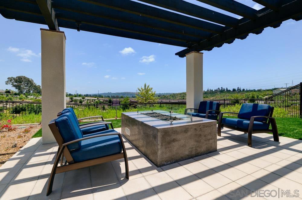 6786 Encelia Pl