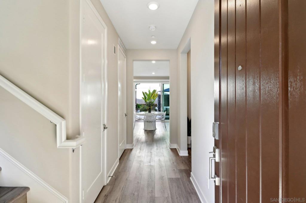 6786 Encelia Pl
