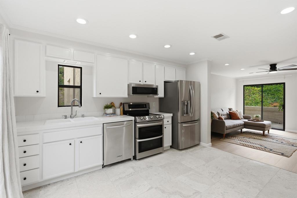 2740 Ariane Drive 160