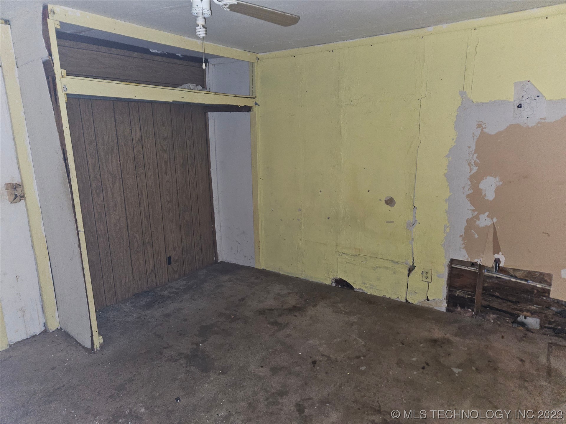 561 E Ute Street