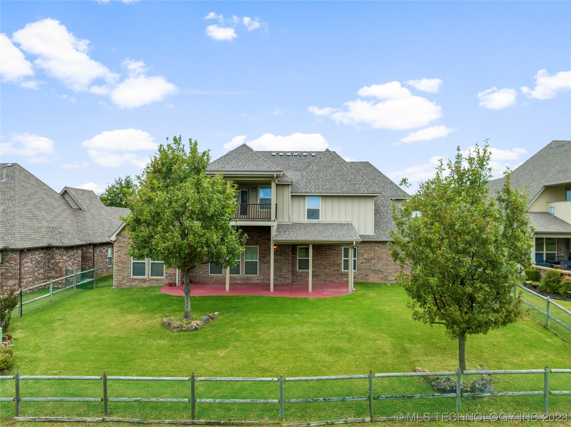 1509 W Ulysses Street