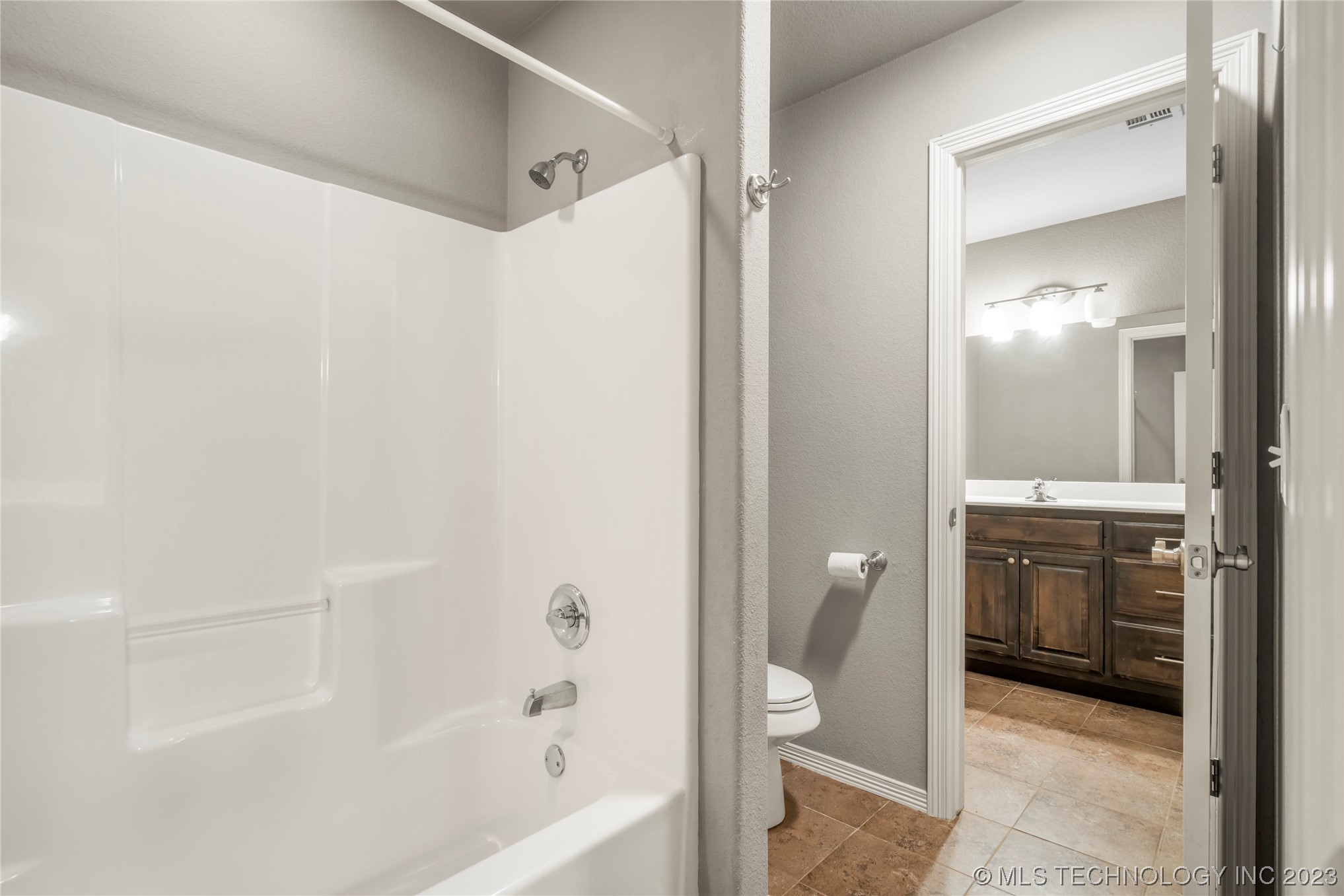 1509 W Ulysses Street