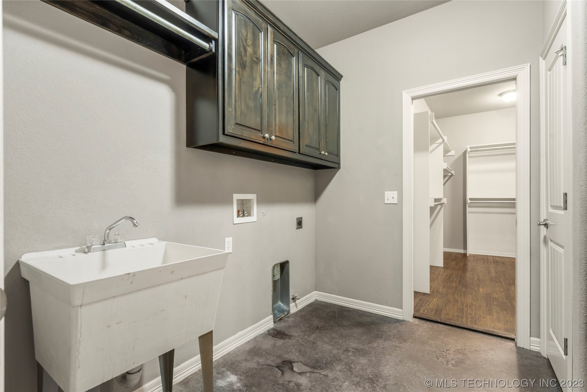 1509 W Ulysses Street