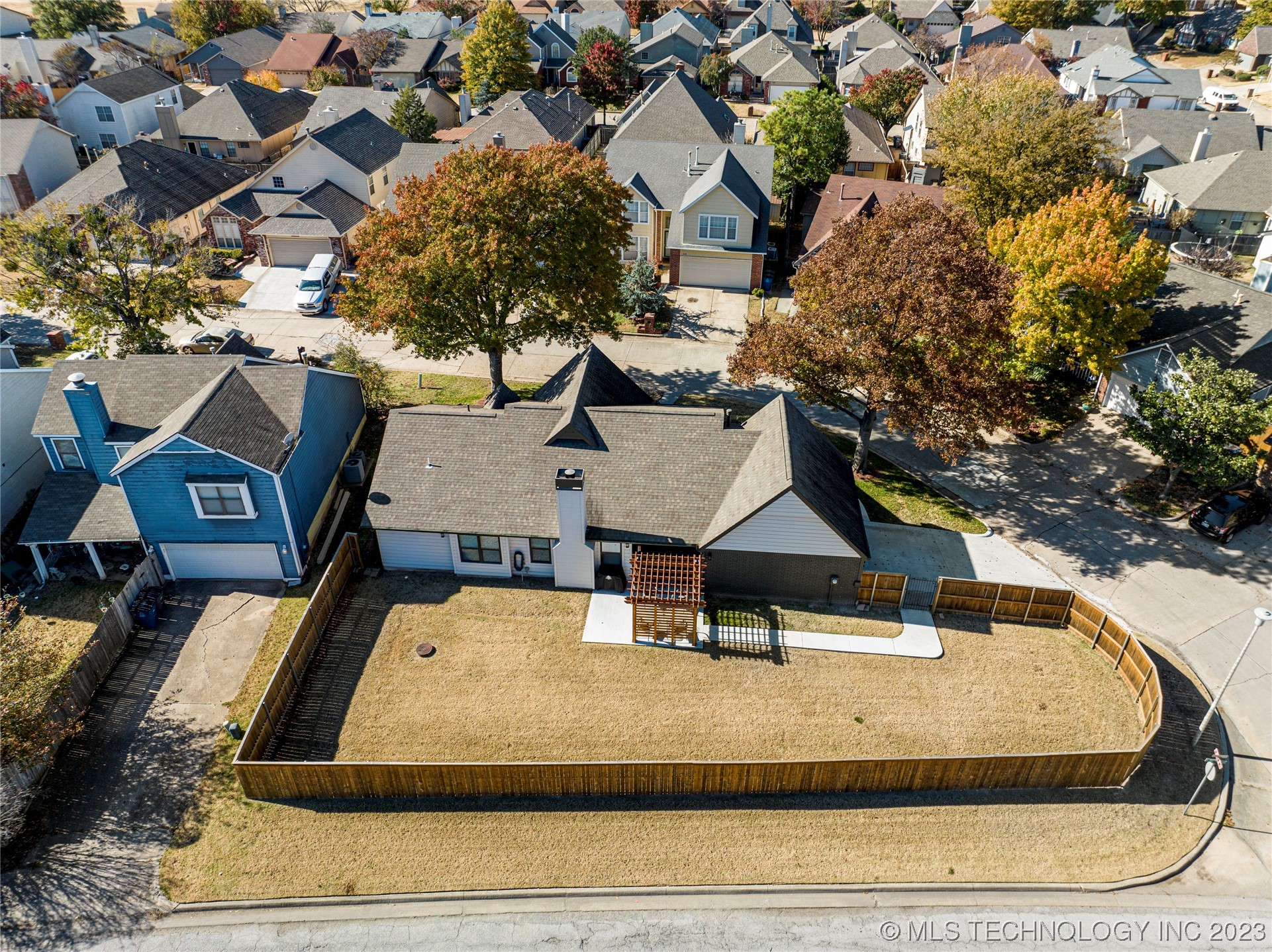 6319 S 90th East Court