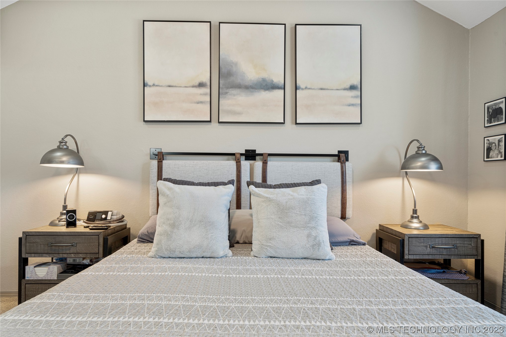 6319 S 90th East Court