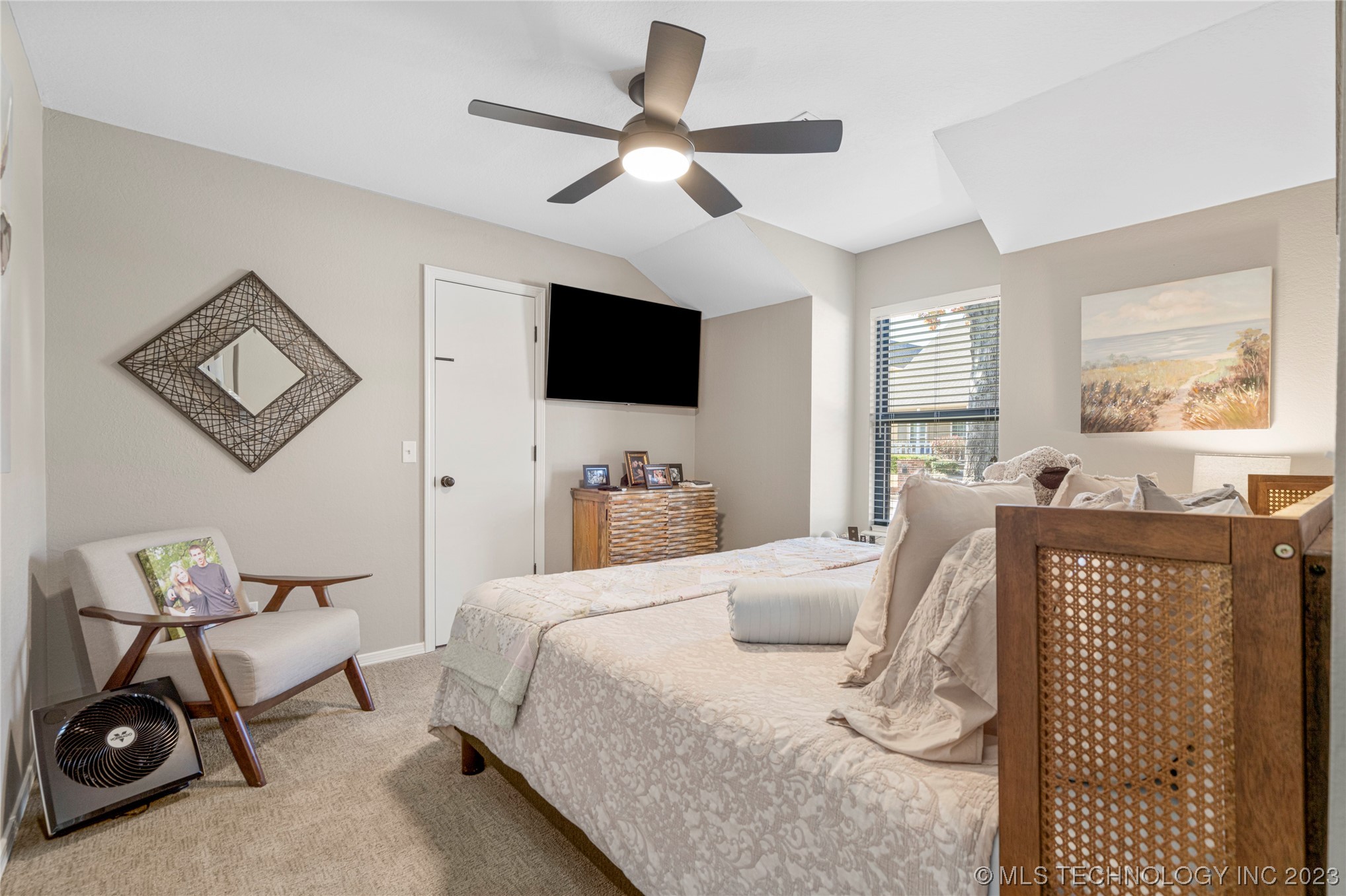 6319 S 90th East Court