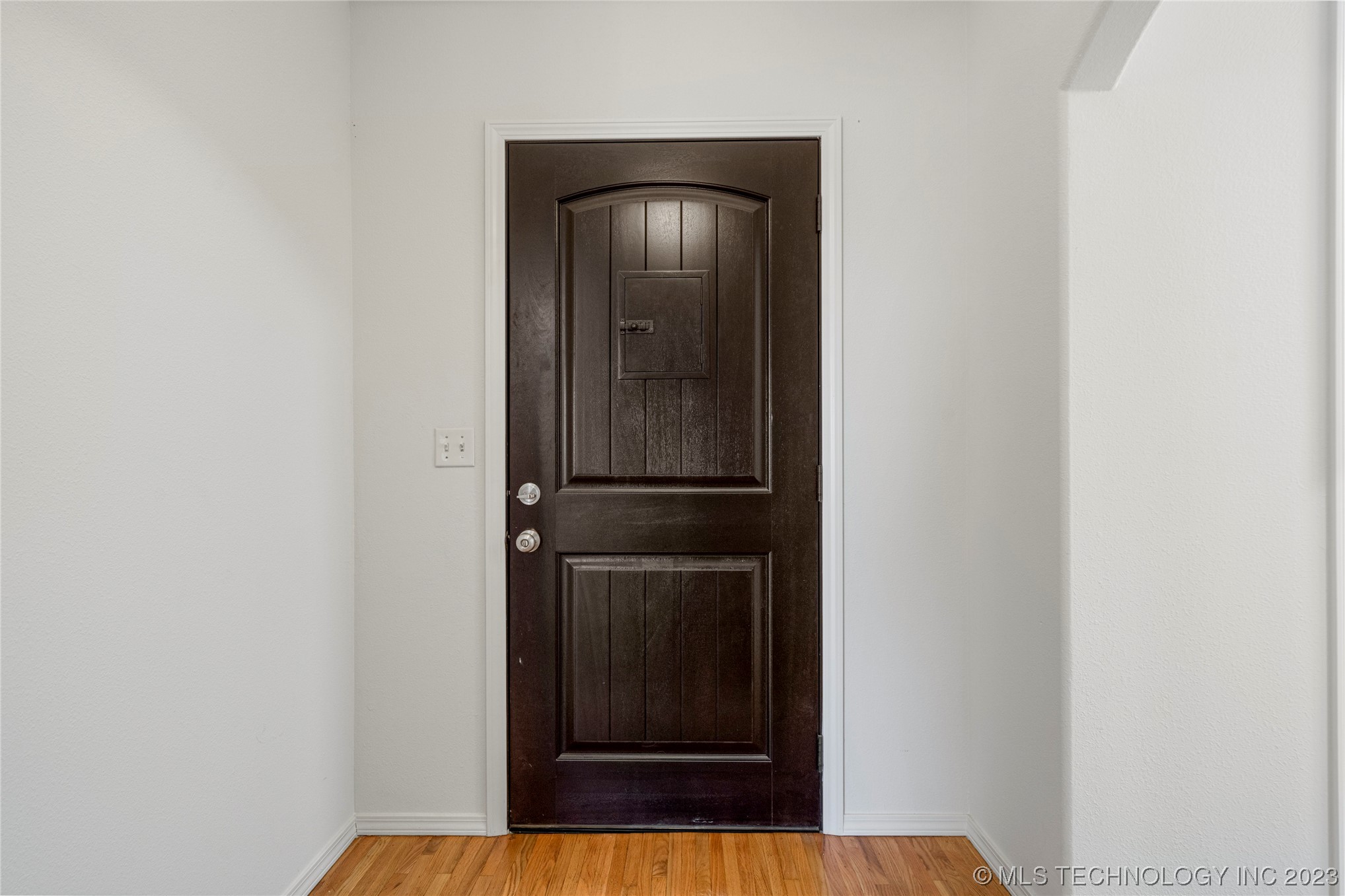 1202 W 118th Street S