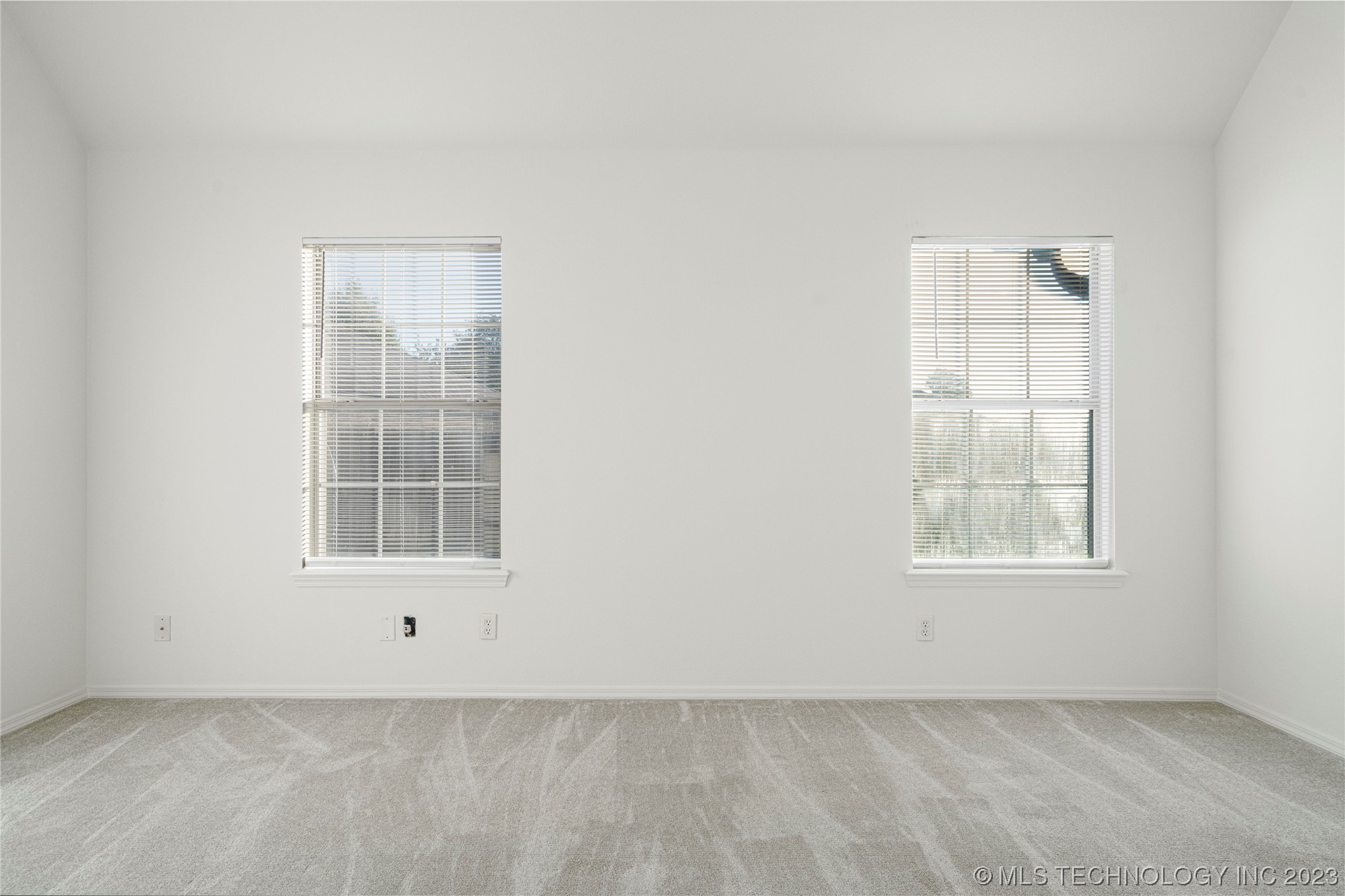 1202 W 118th Street S
