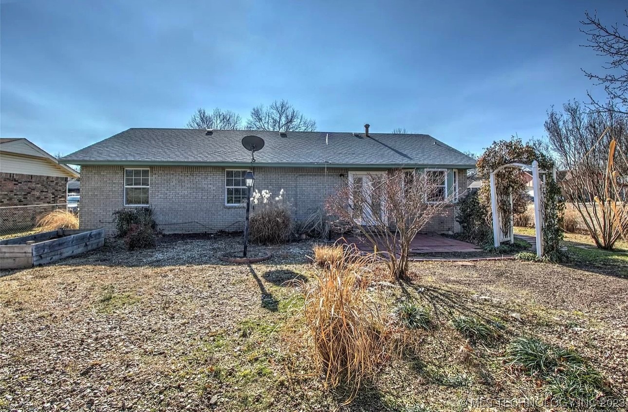 1120 W Chambers Court
