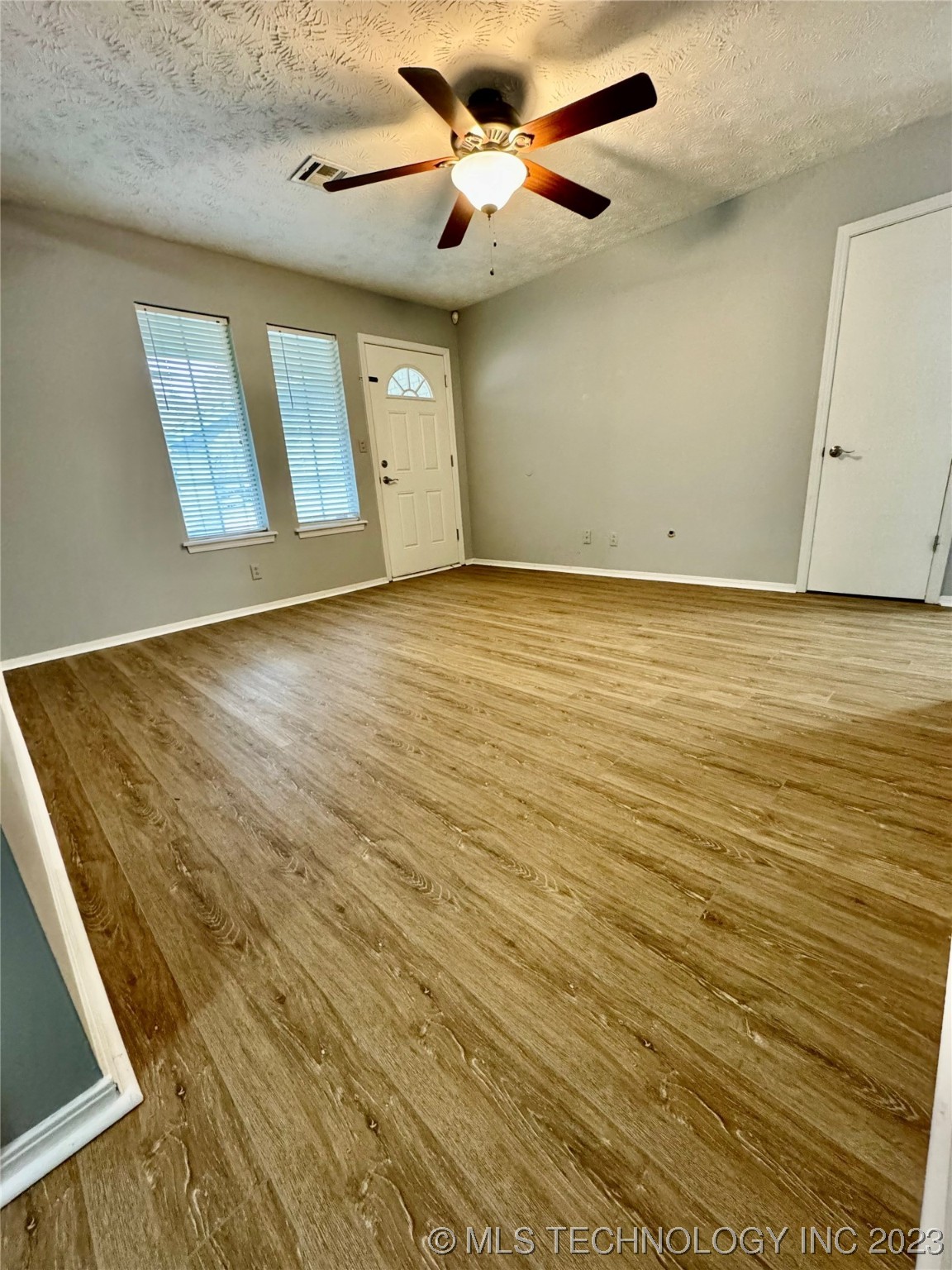 1120 W Chambers Court