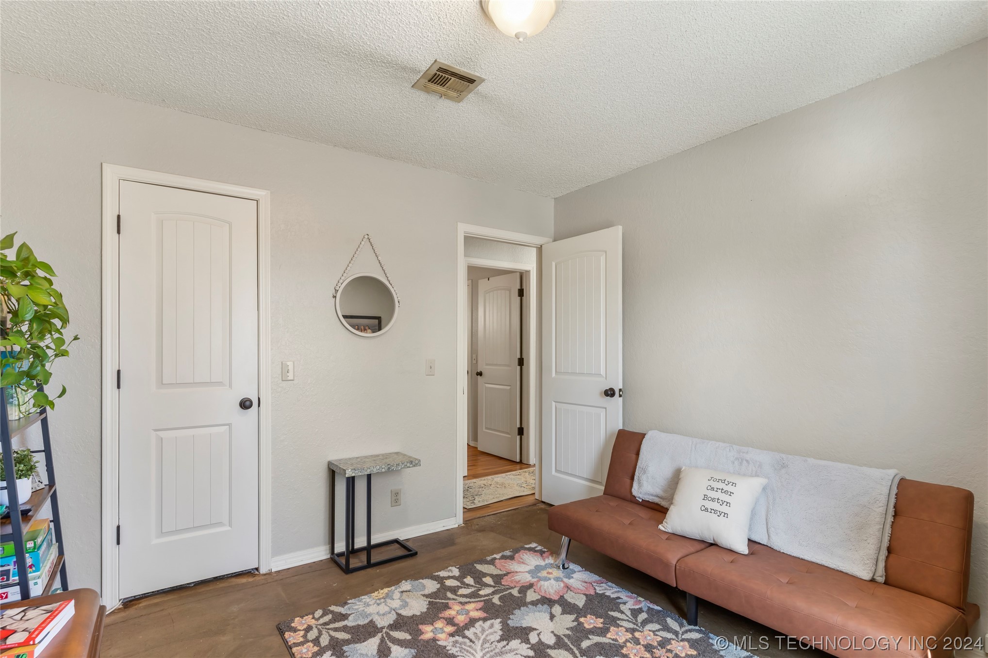 6234 S 31st West Avenue