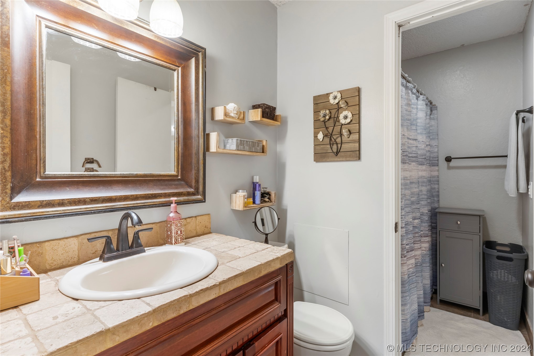 6234 S 31st West Avenue