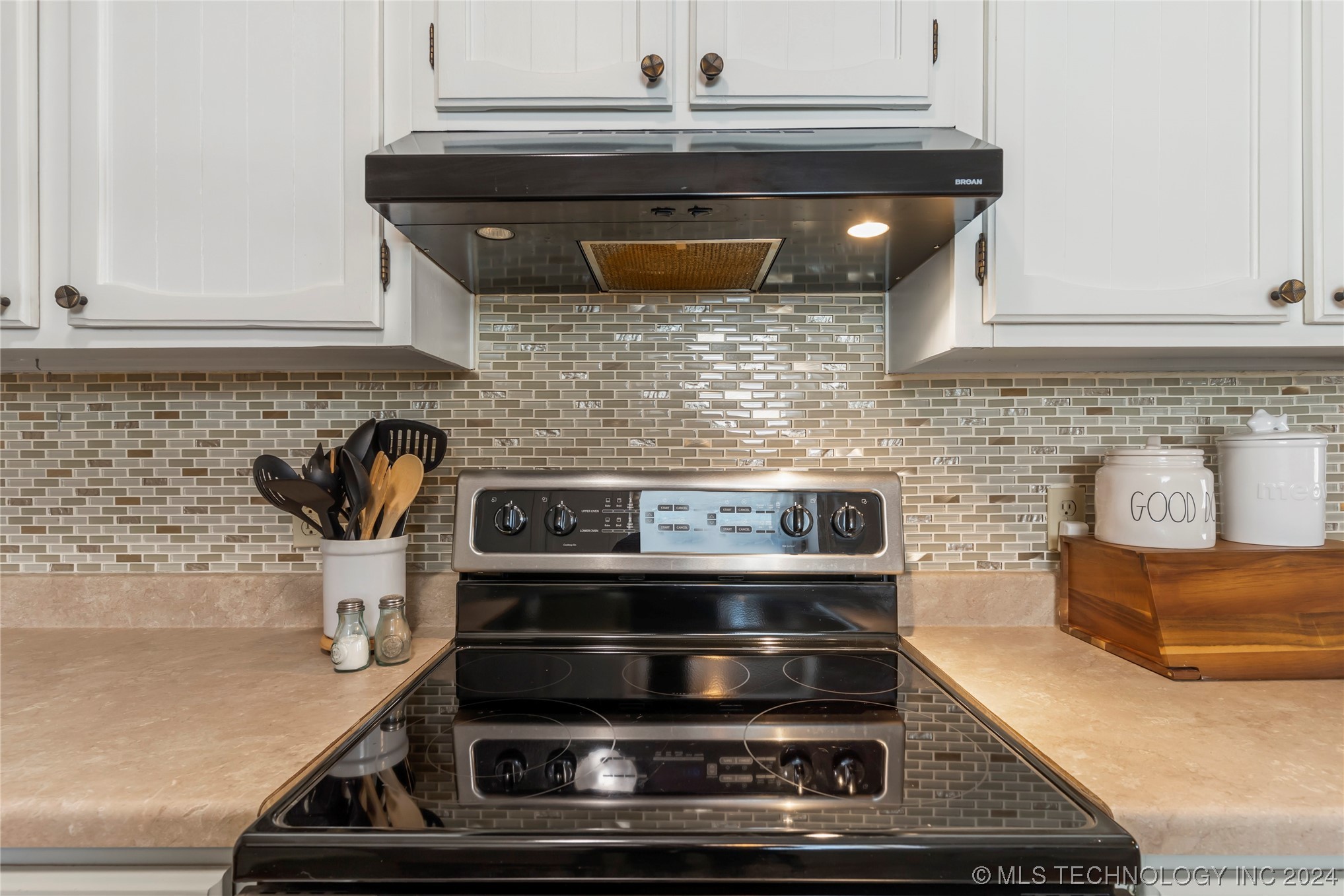 6234 S 31st West Avenue