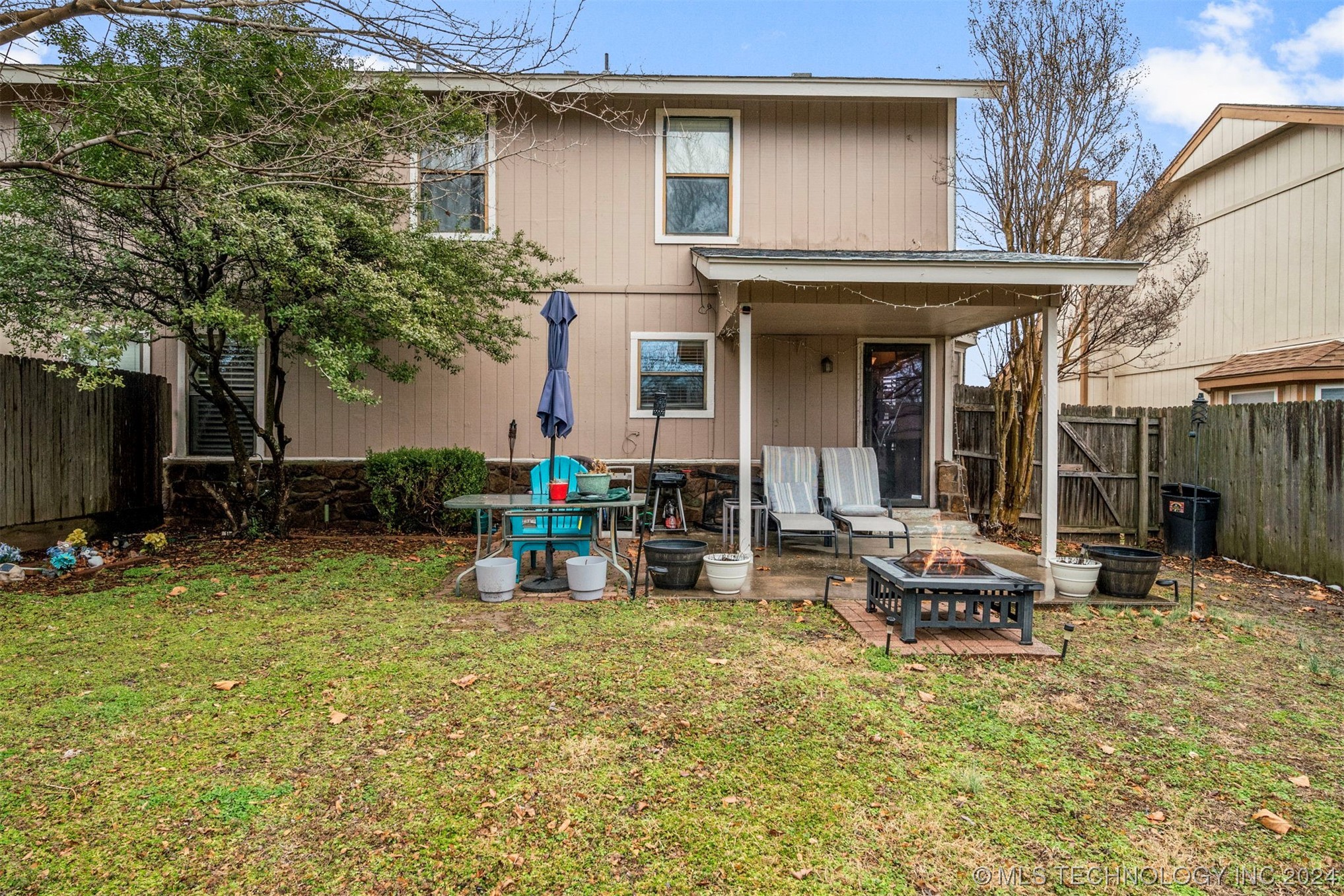 6748 S 78th East Avenue