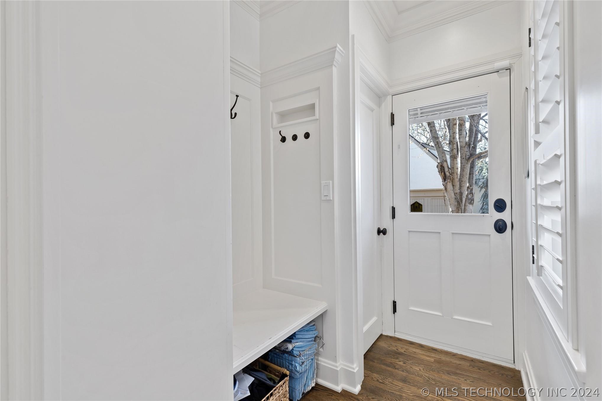1232 E 28th Street