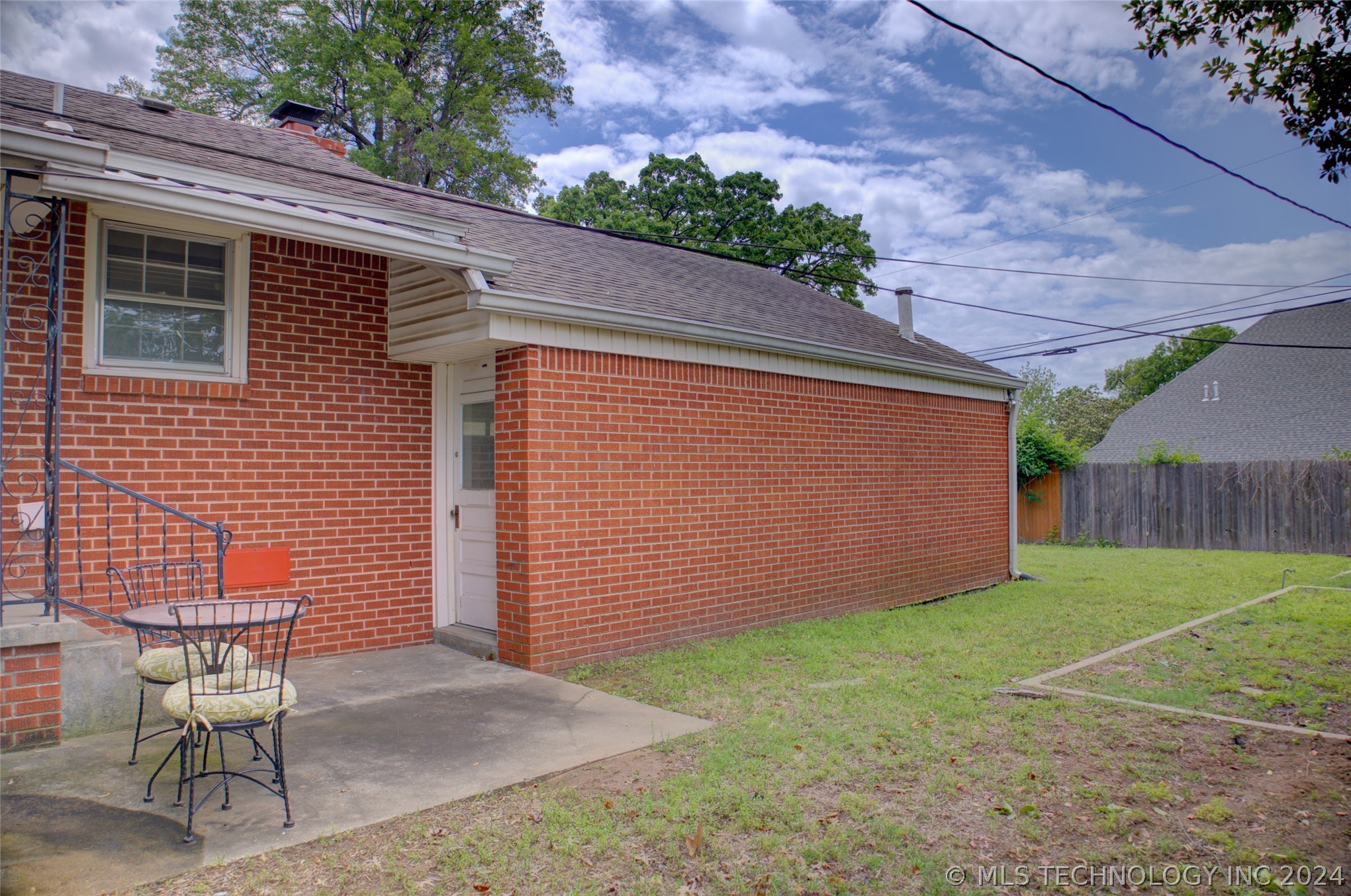 3834 S Trenton Avenue