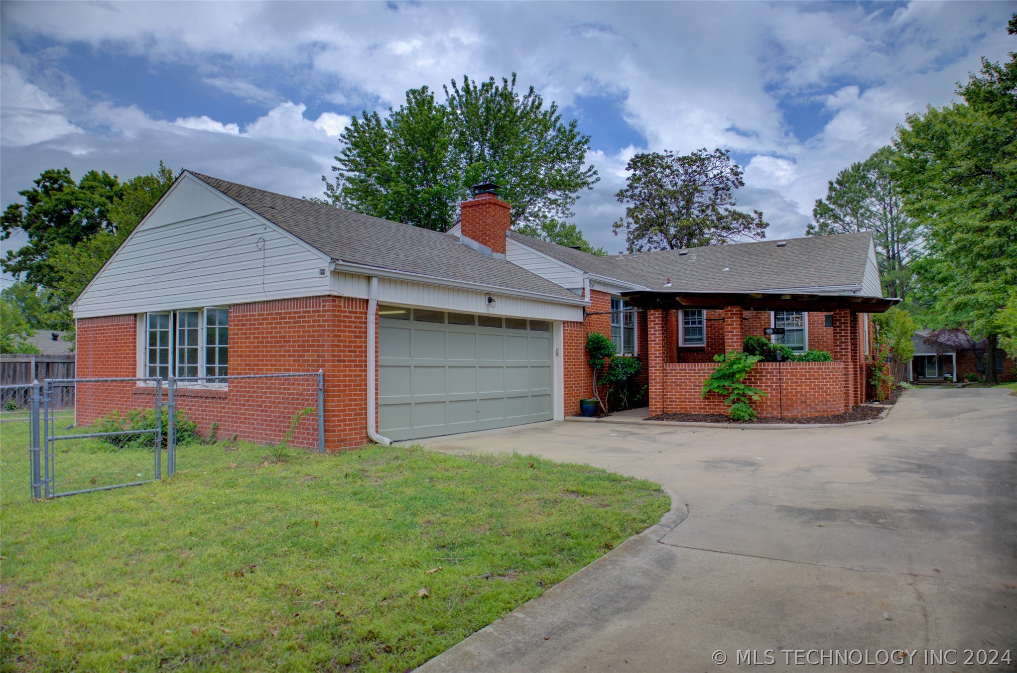 3834 S Trenton Avenue