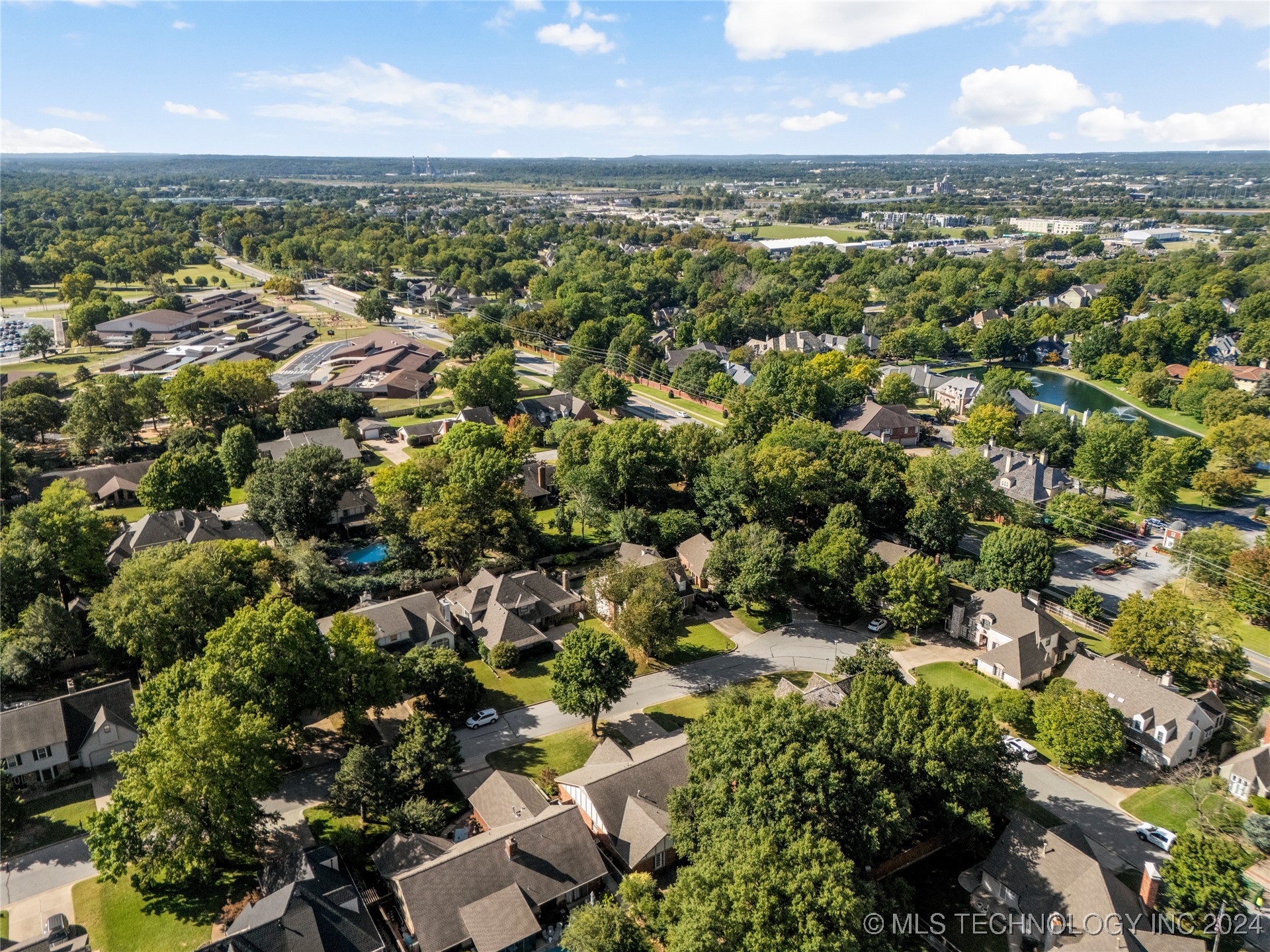 3415 E 87th Place