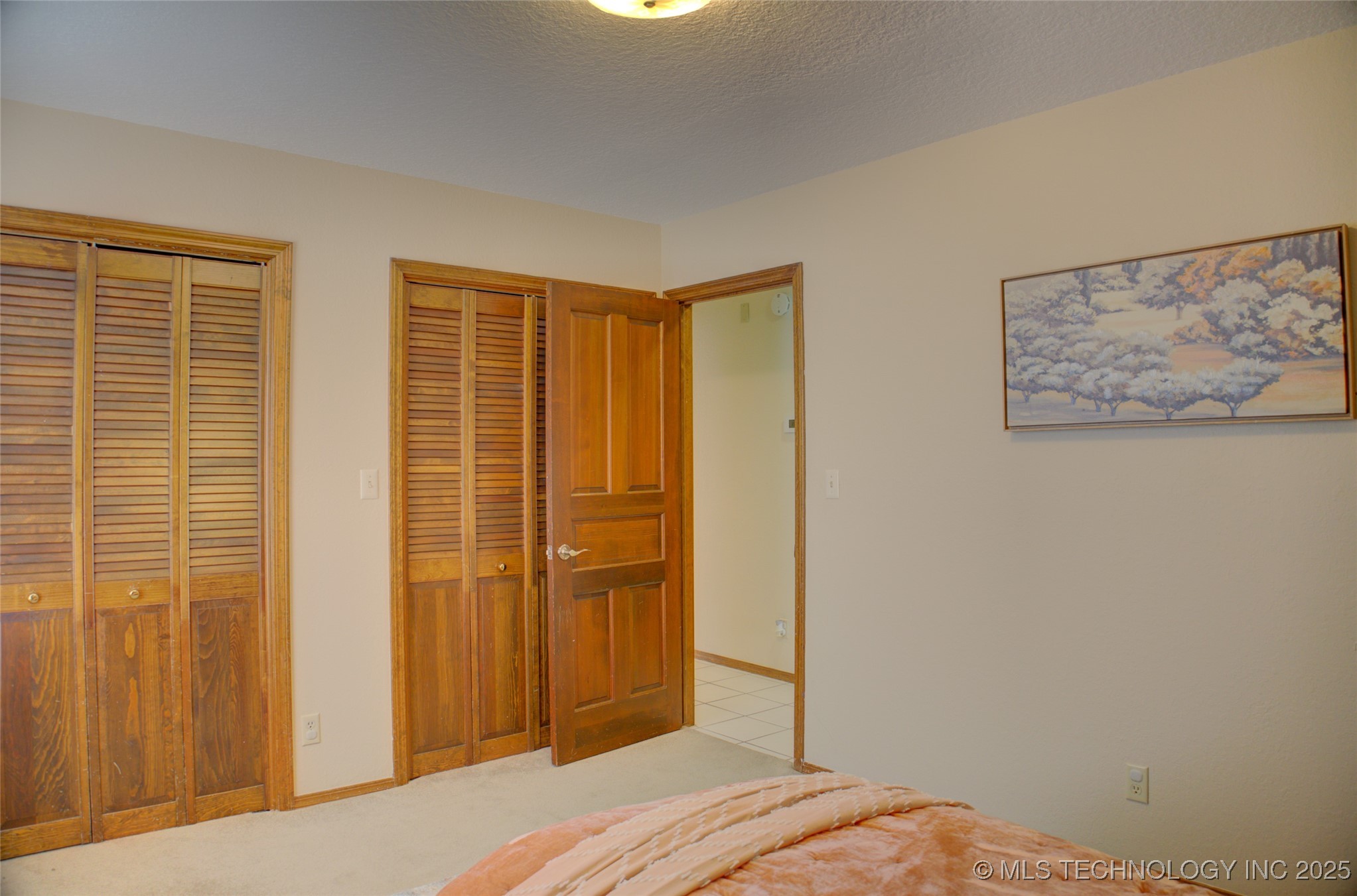 3415 E 87th Place