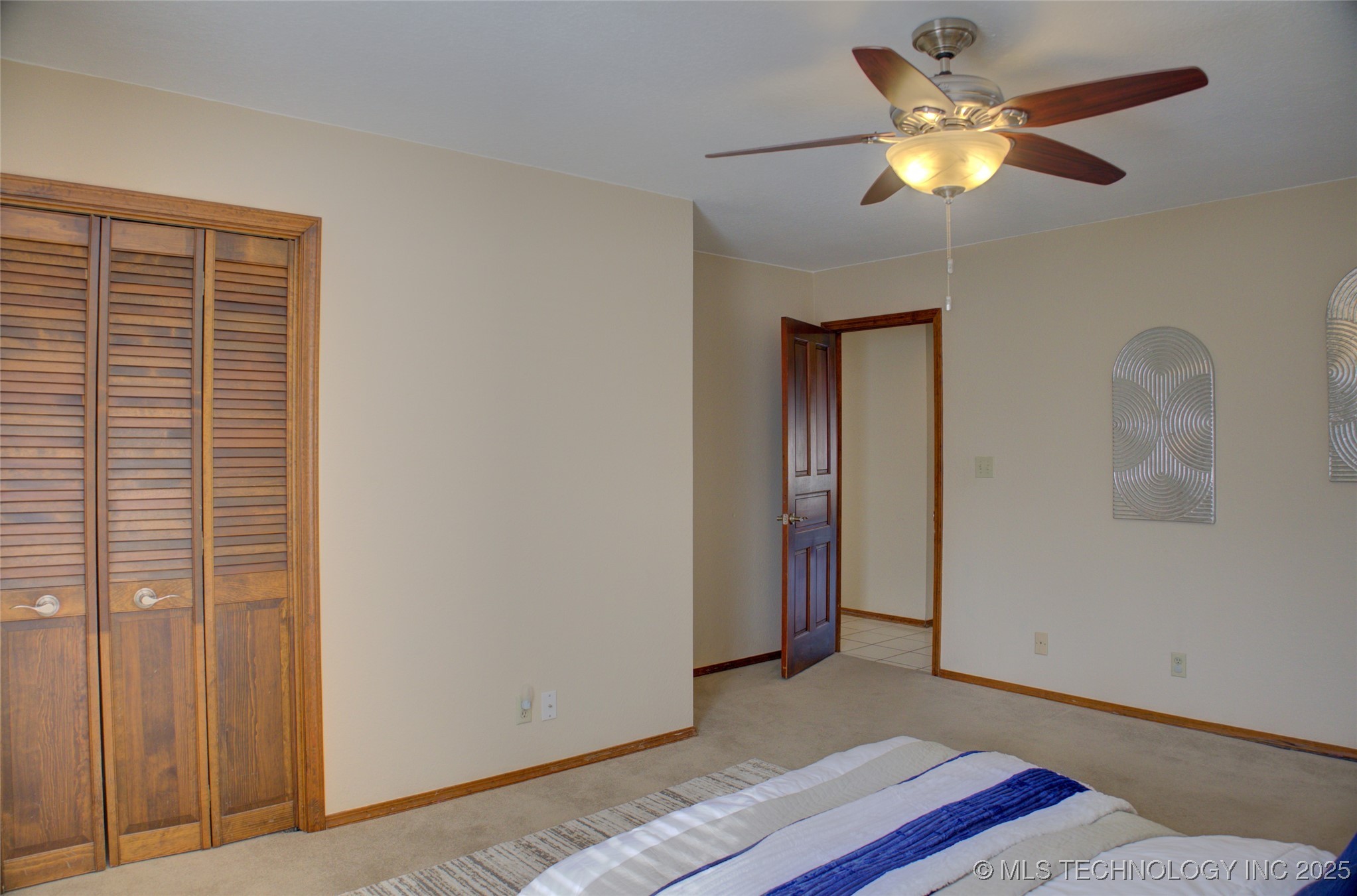 3415 E 87th Place
