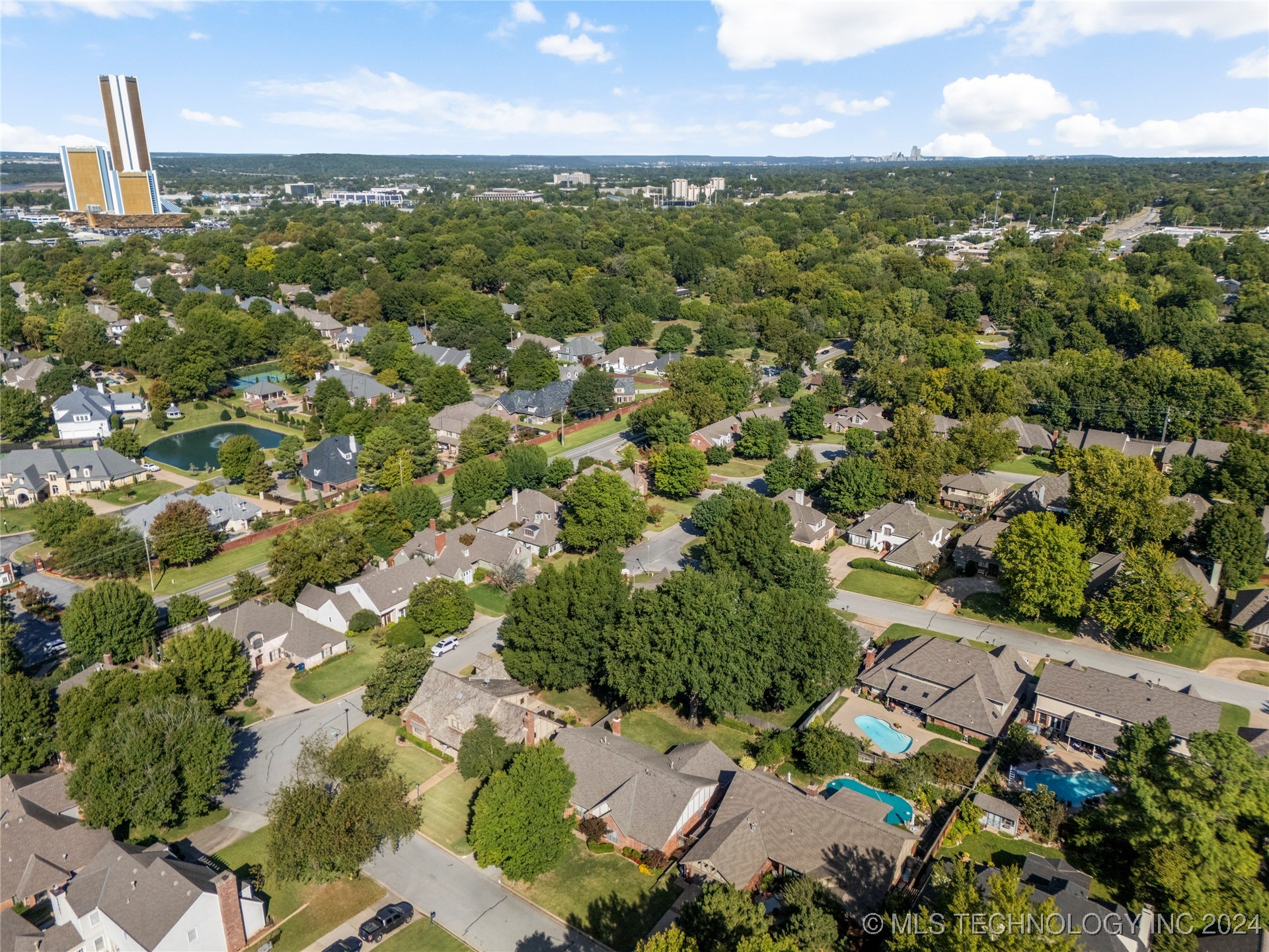 3415 E 87th Place