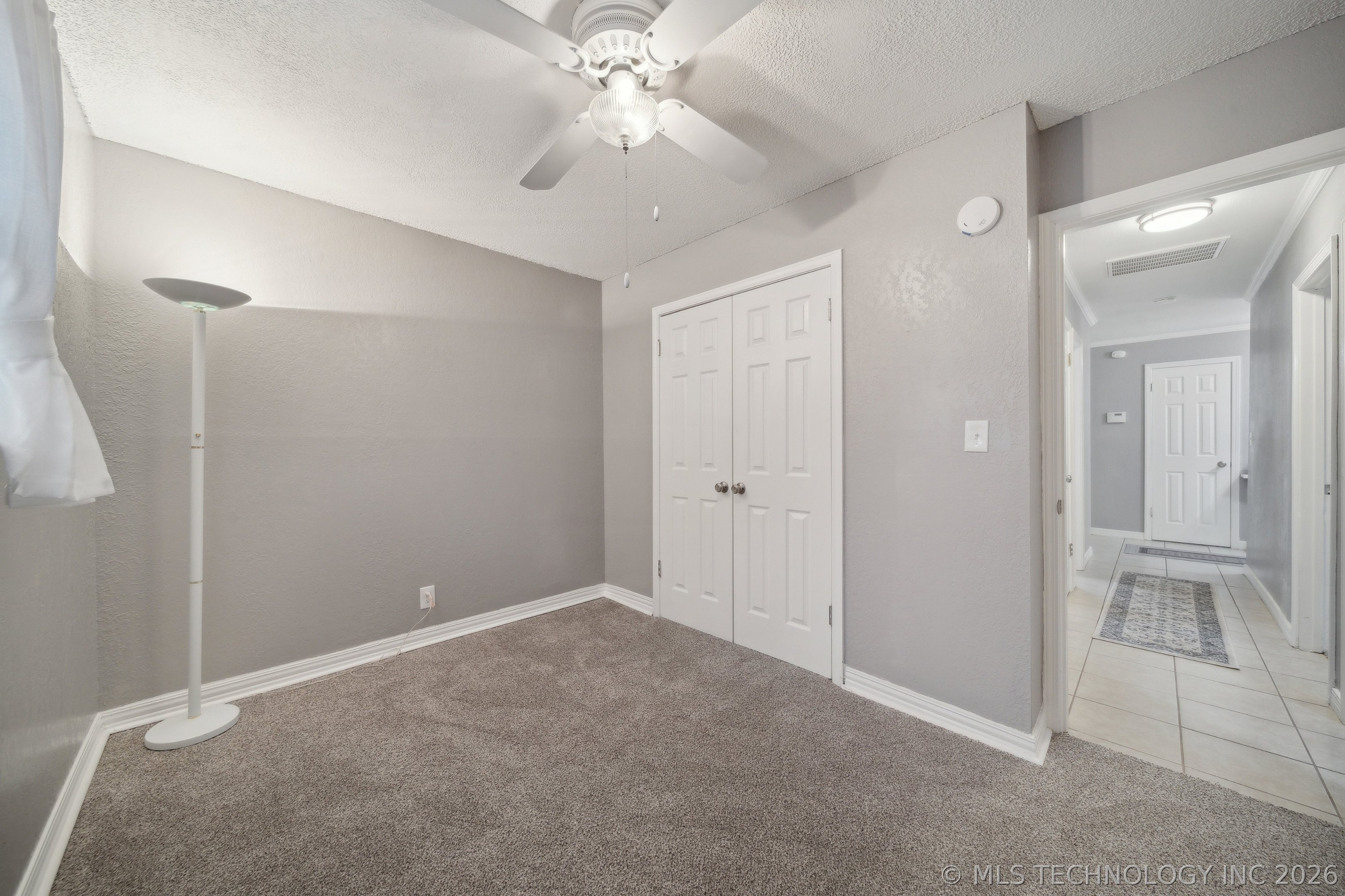 716 N Zenith Avenue