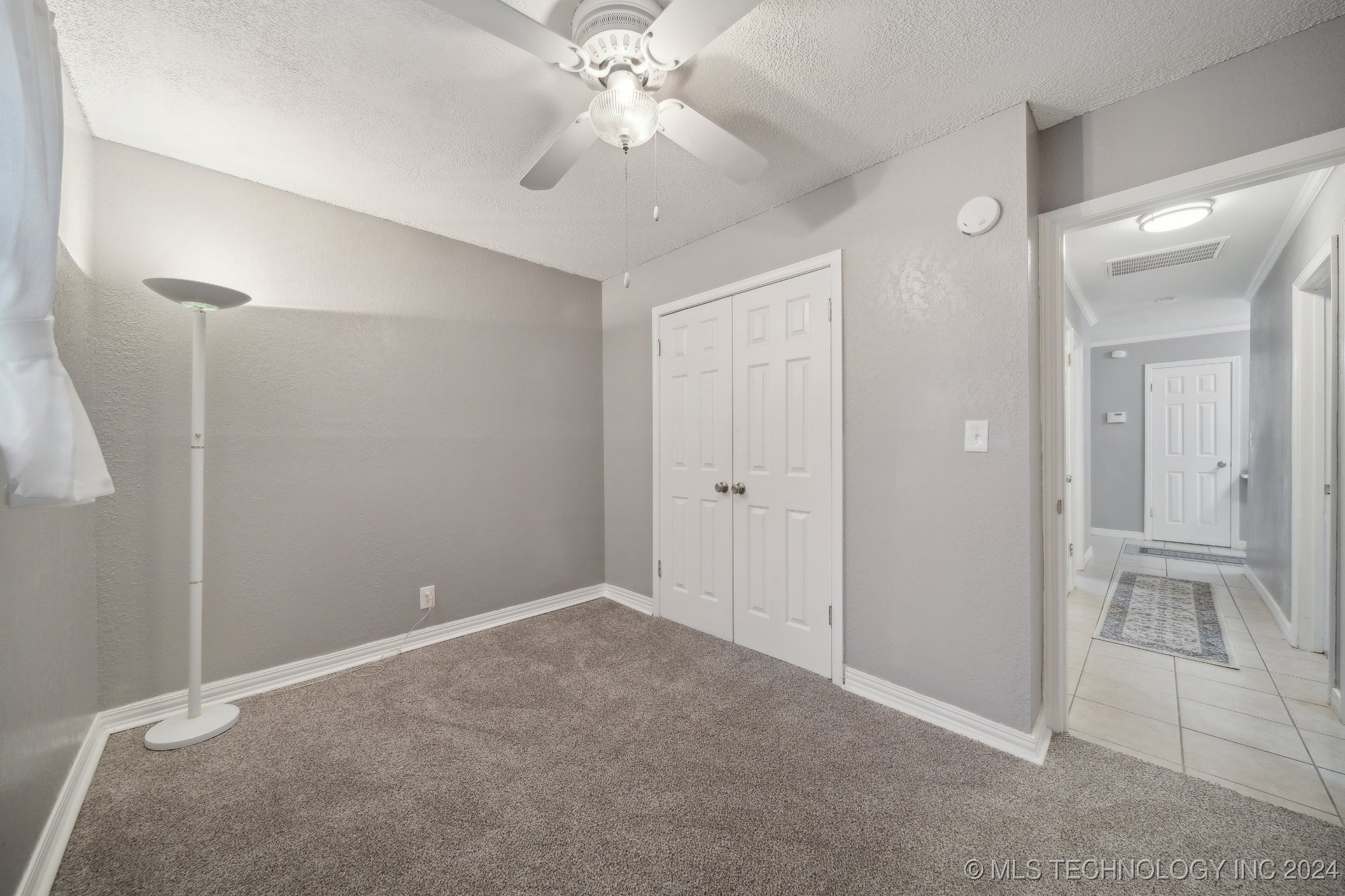 716 N Zenith Avenue