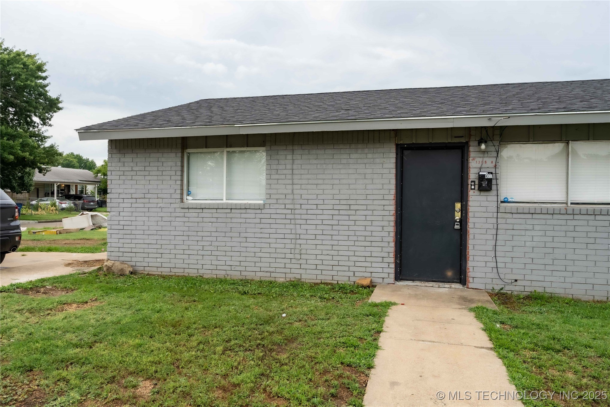 1308 N Irvington Avenue