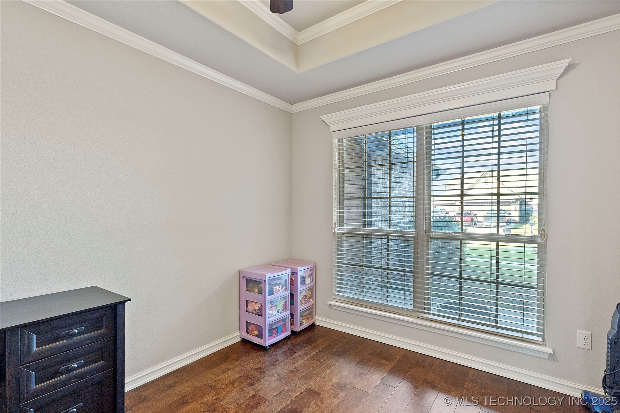 2418 S 16th Court
