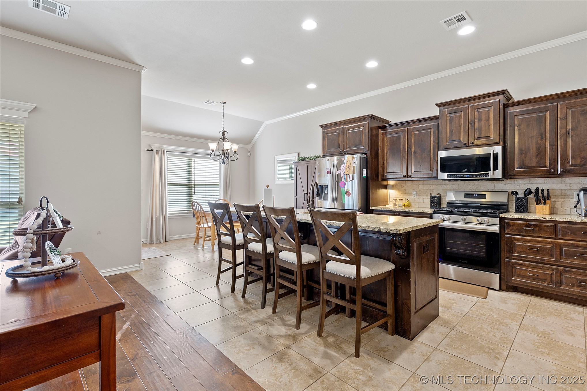 2418 S 16th Court