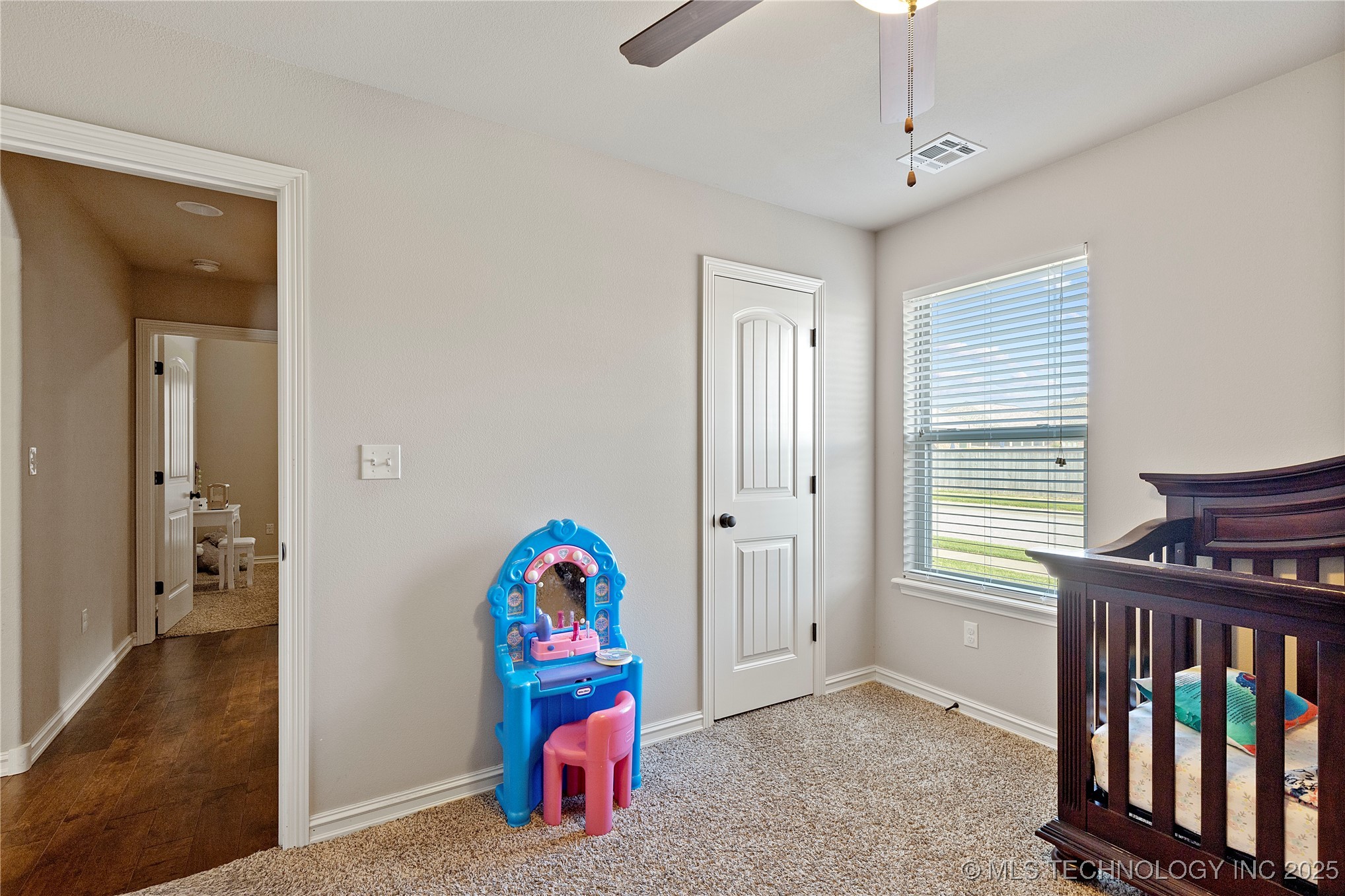 2418 S 16th Court