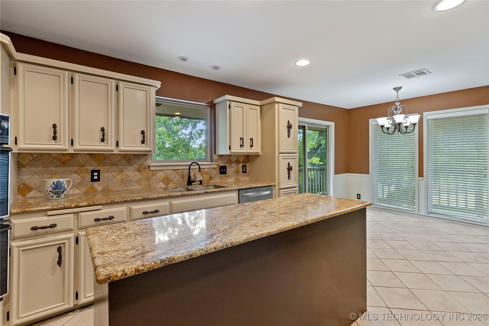 7665 S Quebec Avenue