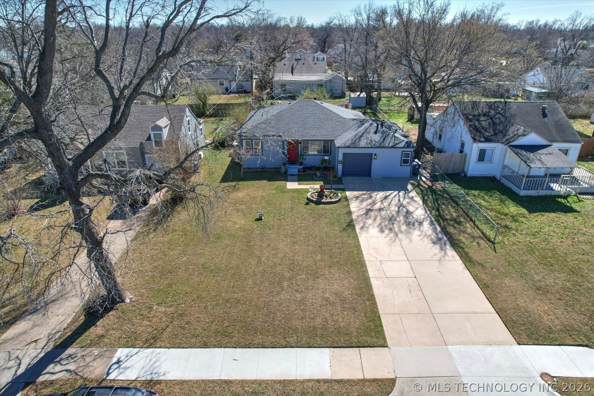 4322 E 4th Place