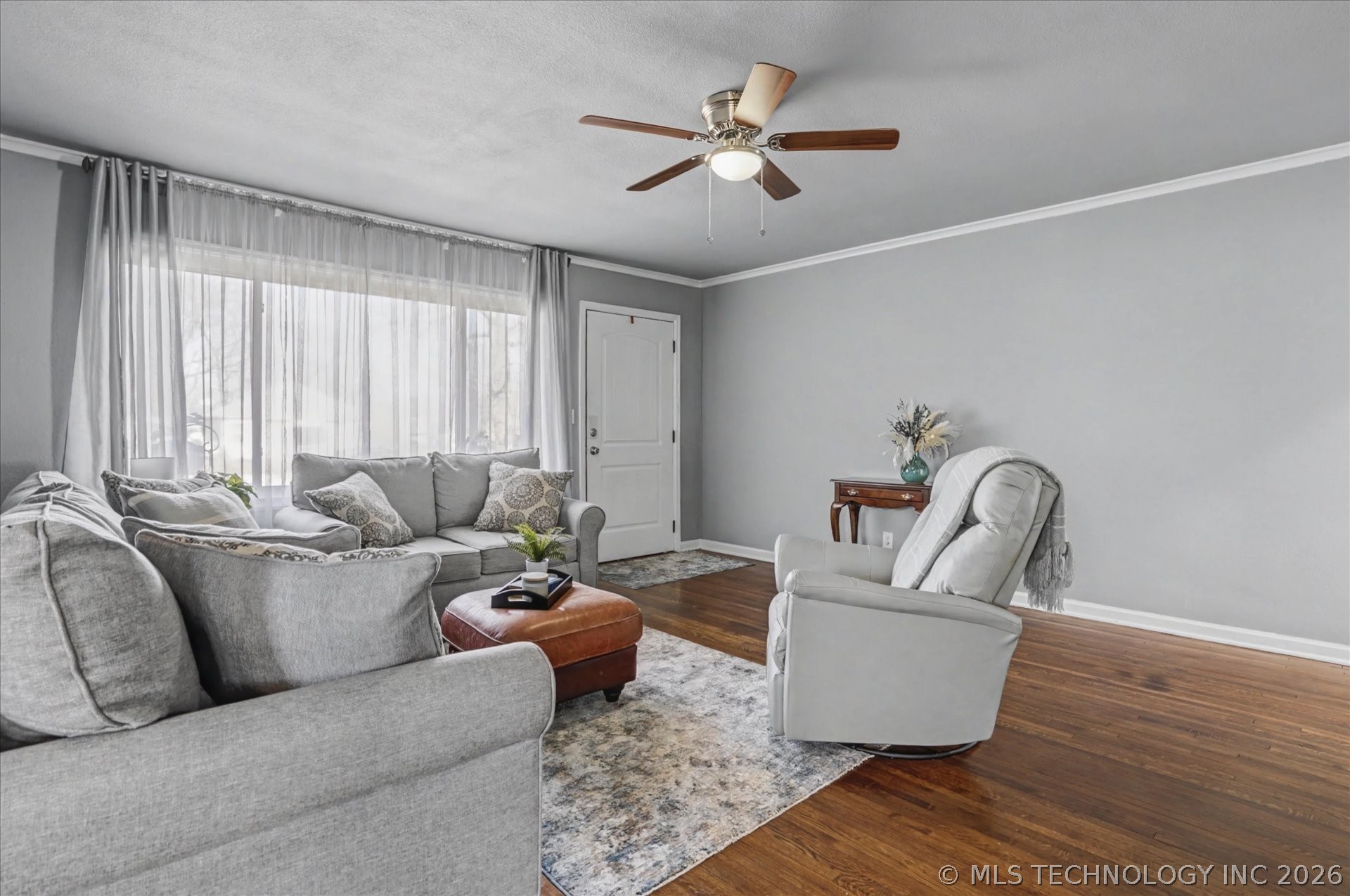 4322 E 4th Place