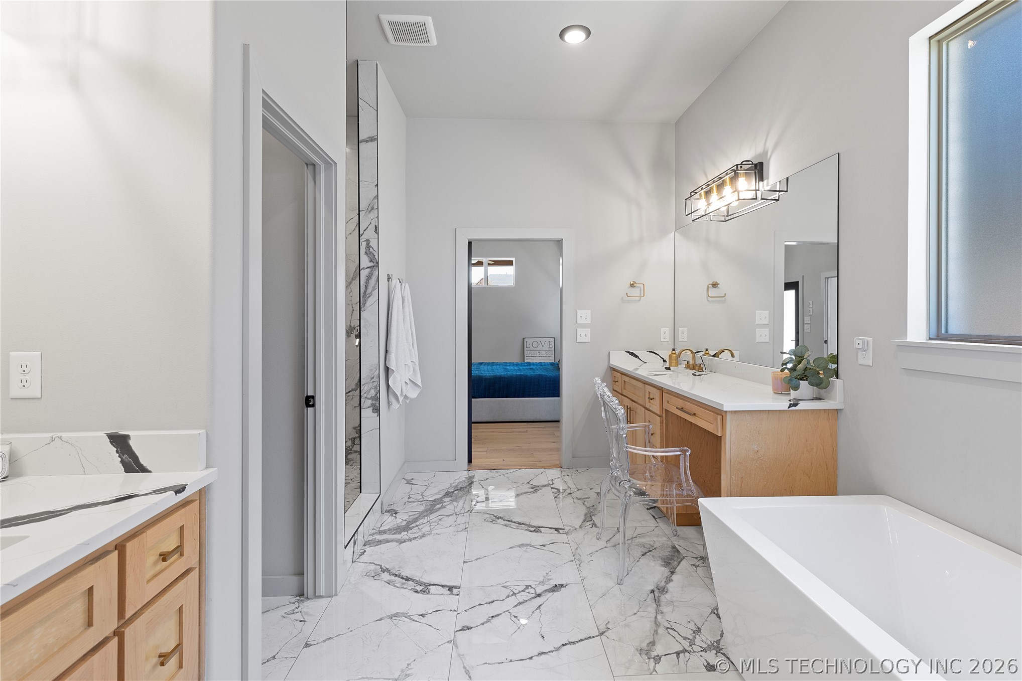 3748 S 116th East Avenue