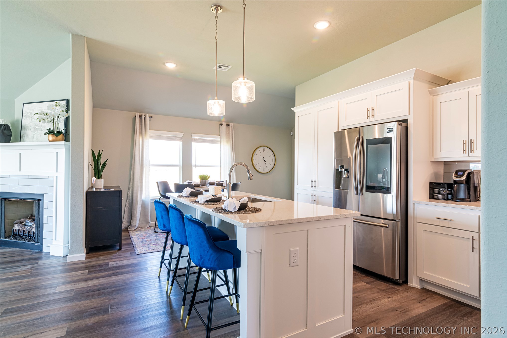 15203 E 40th Place S